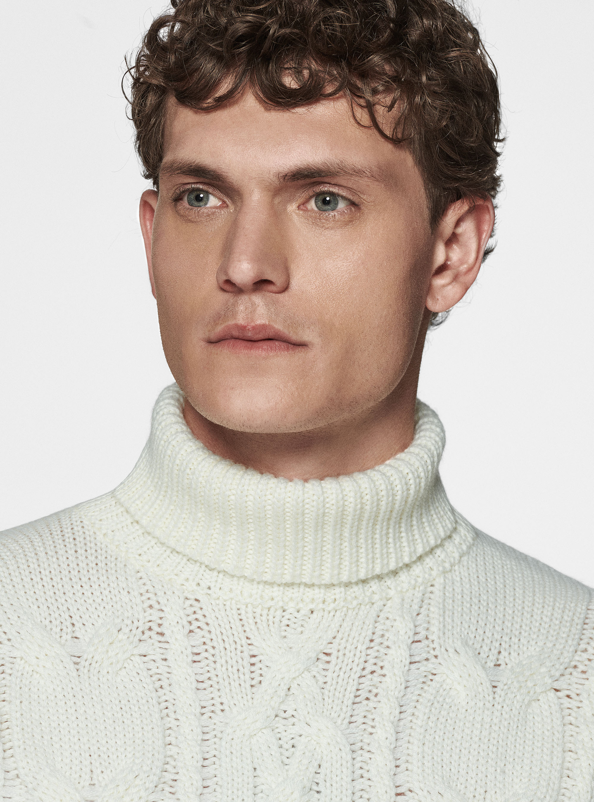 Maglia collo alto in misto lana con treccia, BIANCO