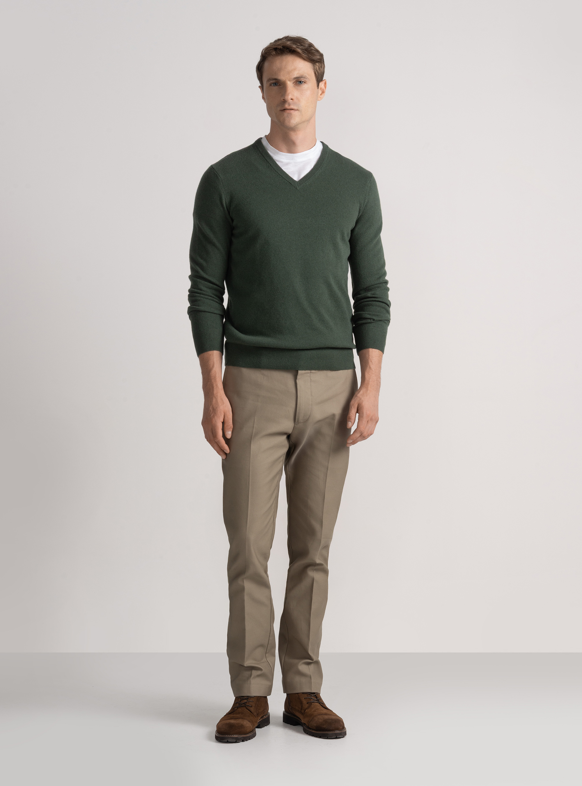 Maglia scollo a V in lana merino, MILITARE 0609C