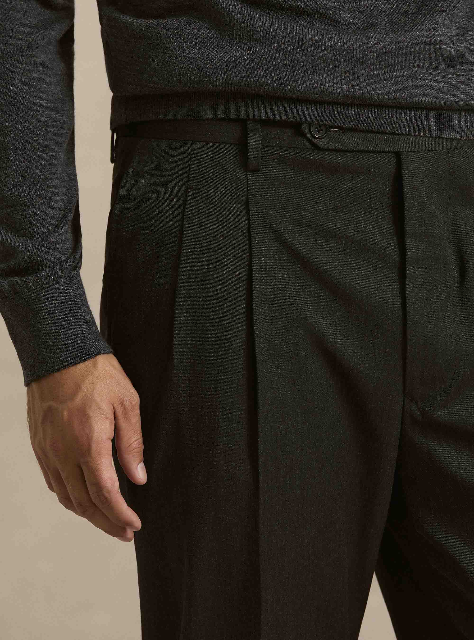 Pantaloni con pince in misto poliestere, GRIS MARENGO