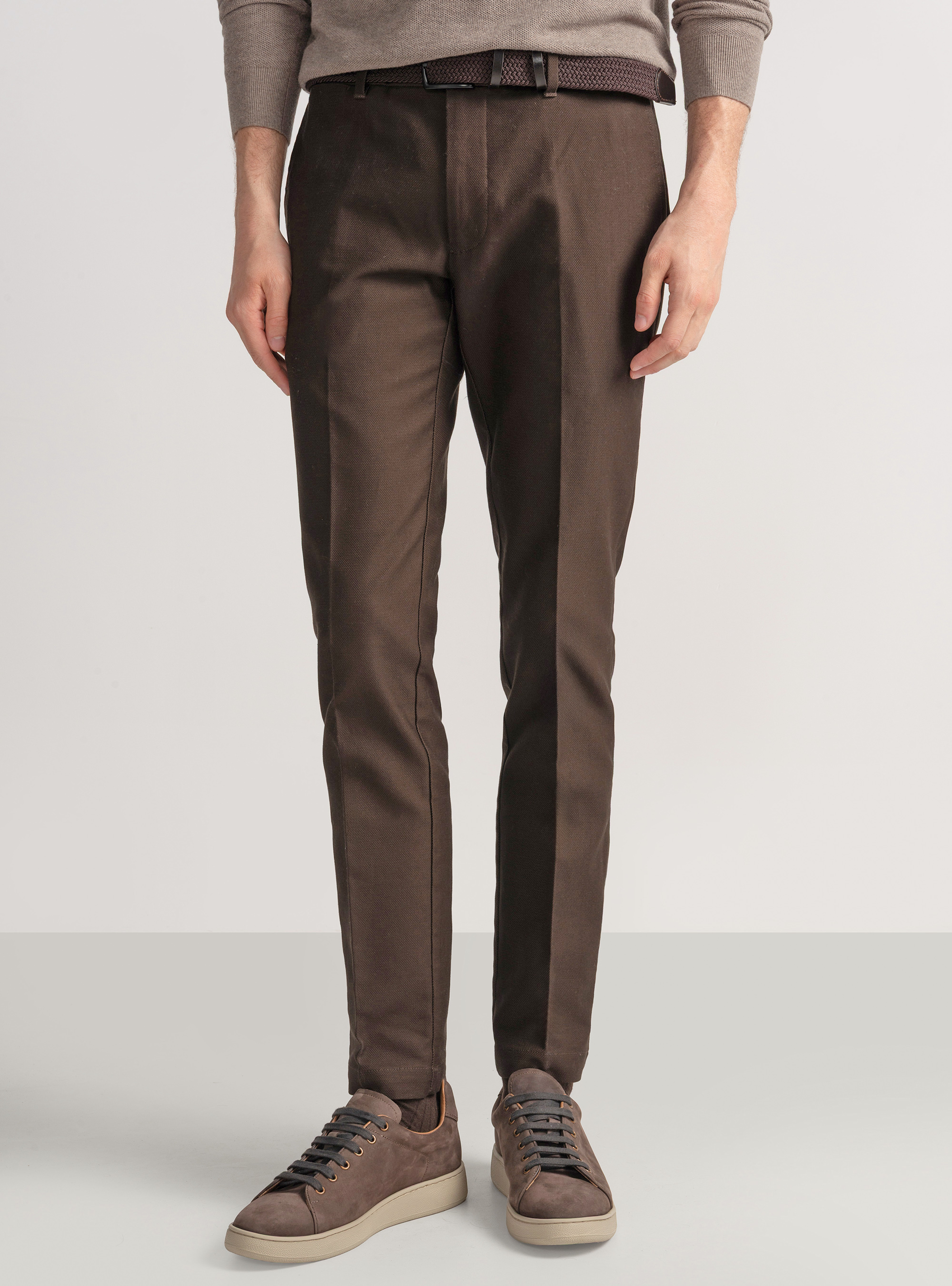 Pantalón chino slim fit de algodón reforzado, MARRON