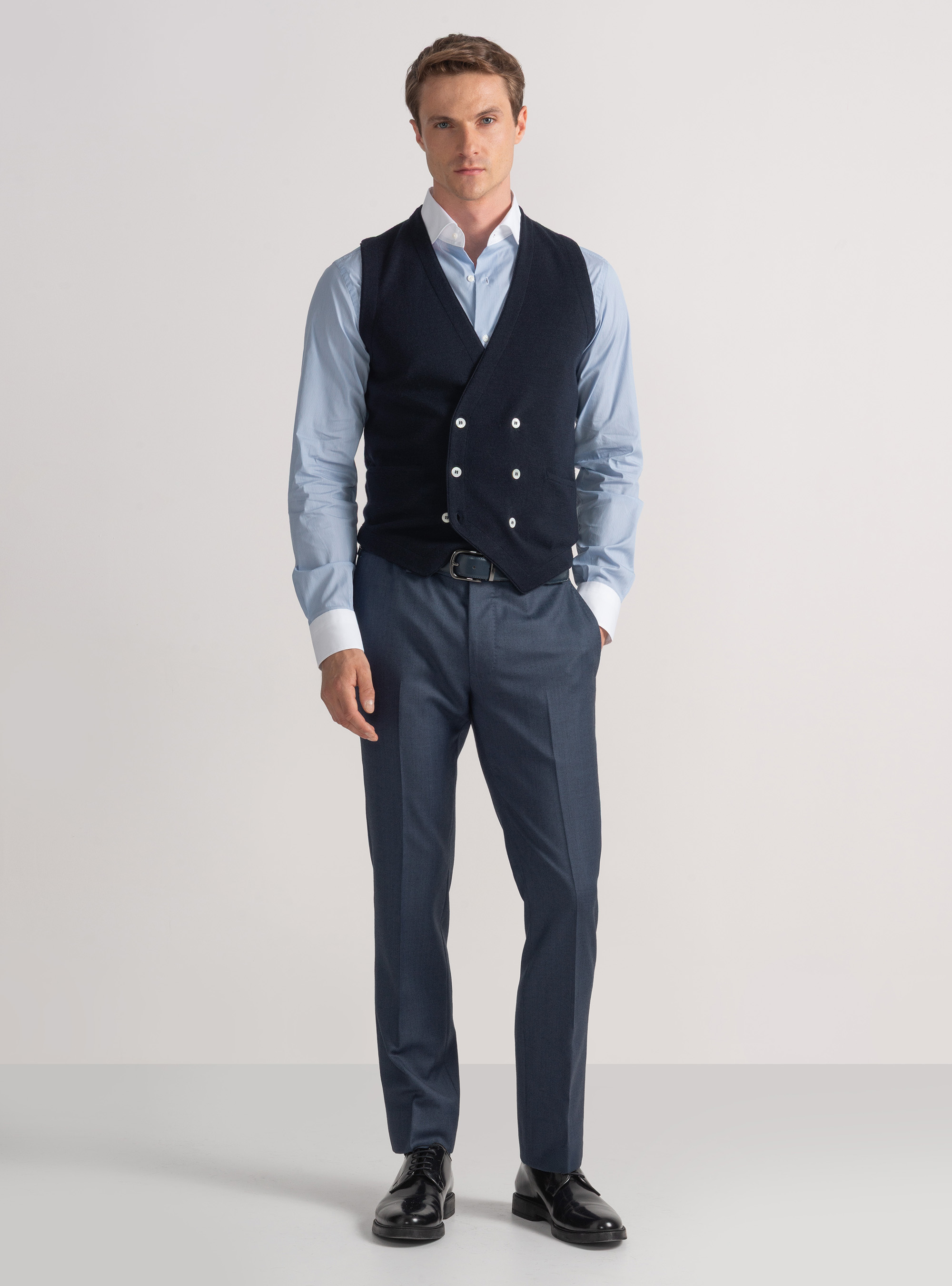 Gilet in maglia doppiopetto in pura lana merino extrafine, BLU NAVY
