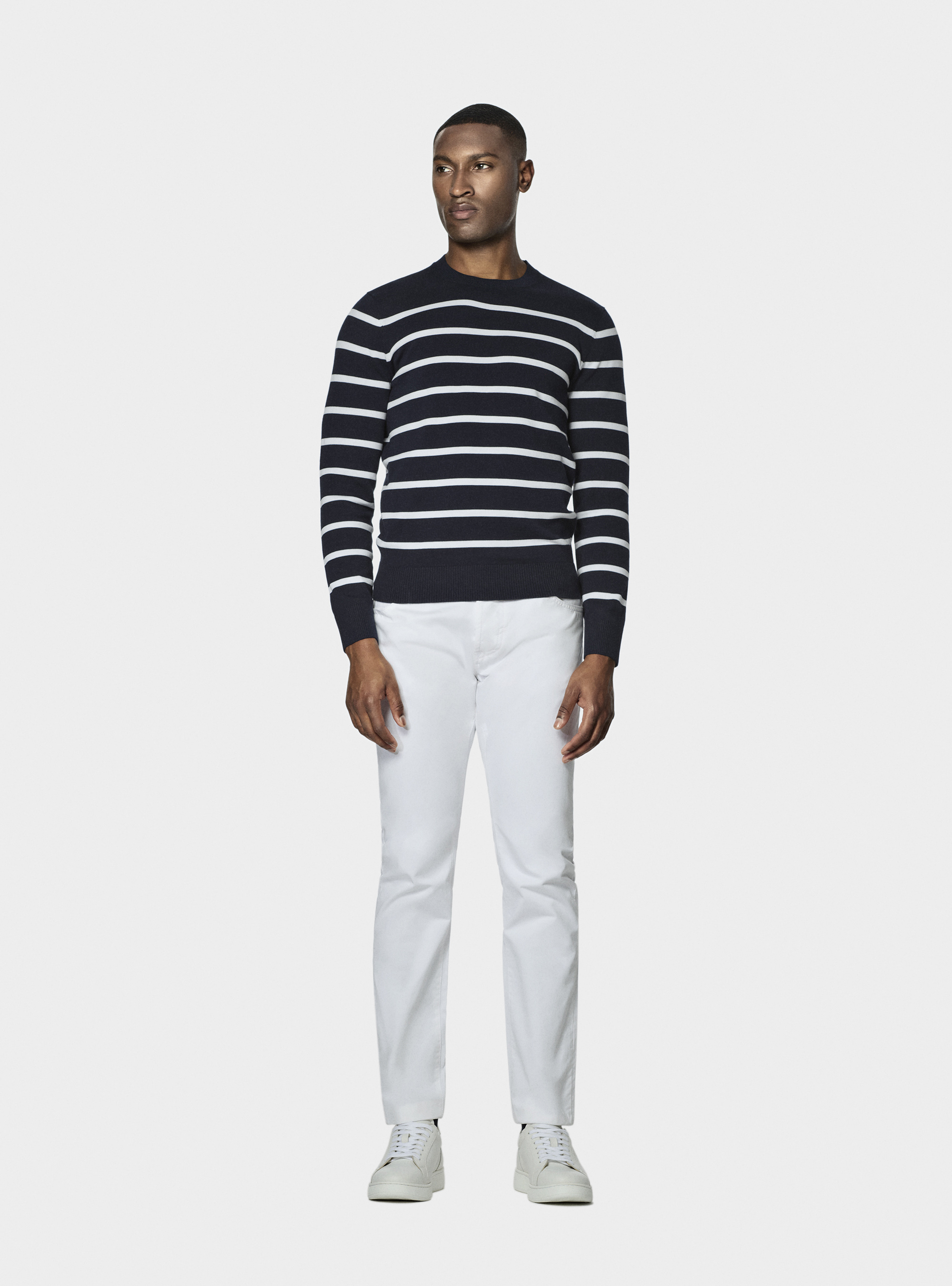 Maglia girocollo in cotone extrafine rigato, BLU NAVY