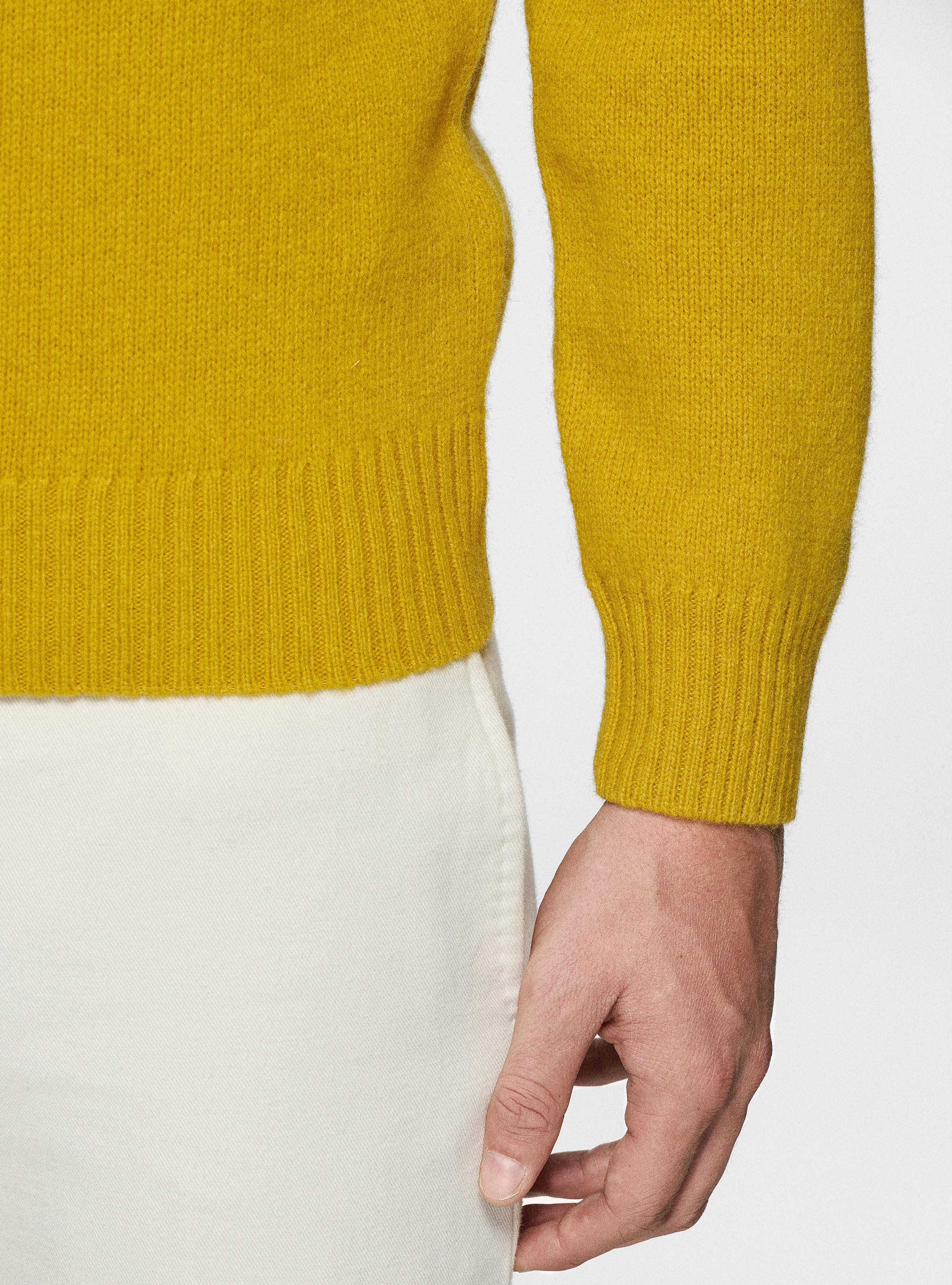 Maglia girocollo in lana shetland, SENAPE 0715C