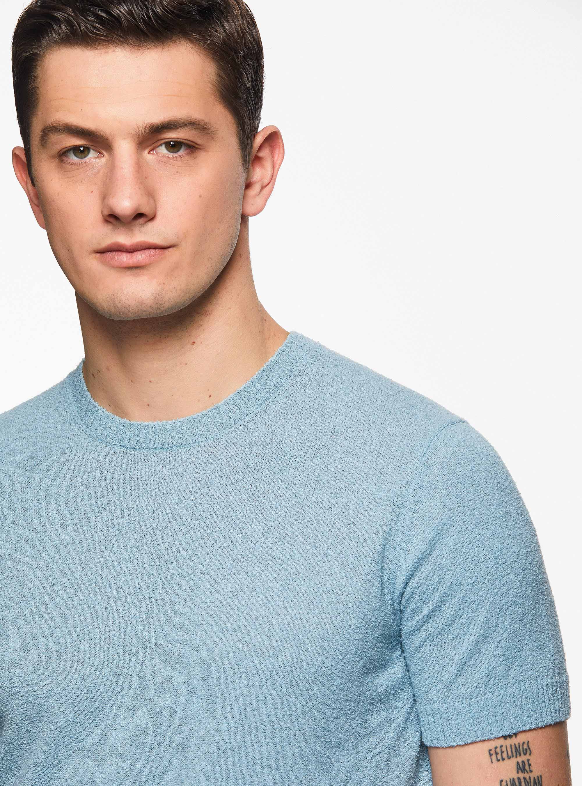 Maglia girocollo in misto cotone bouclè, AZZURRO