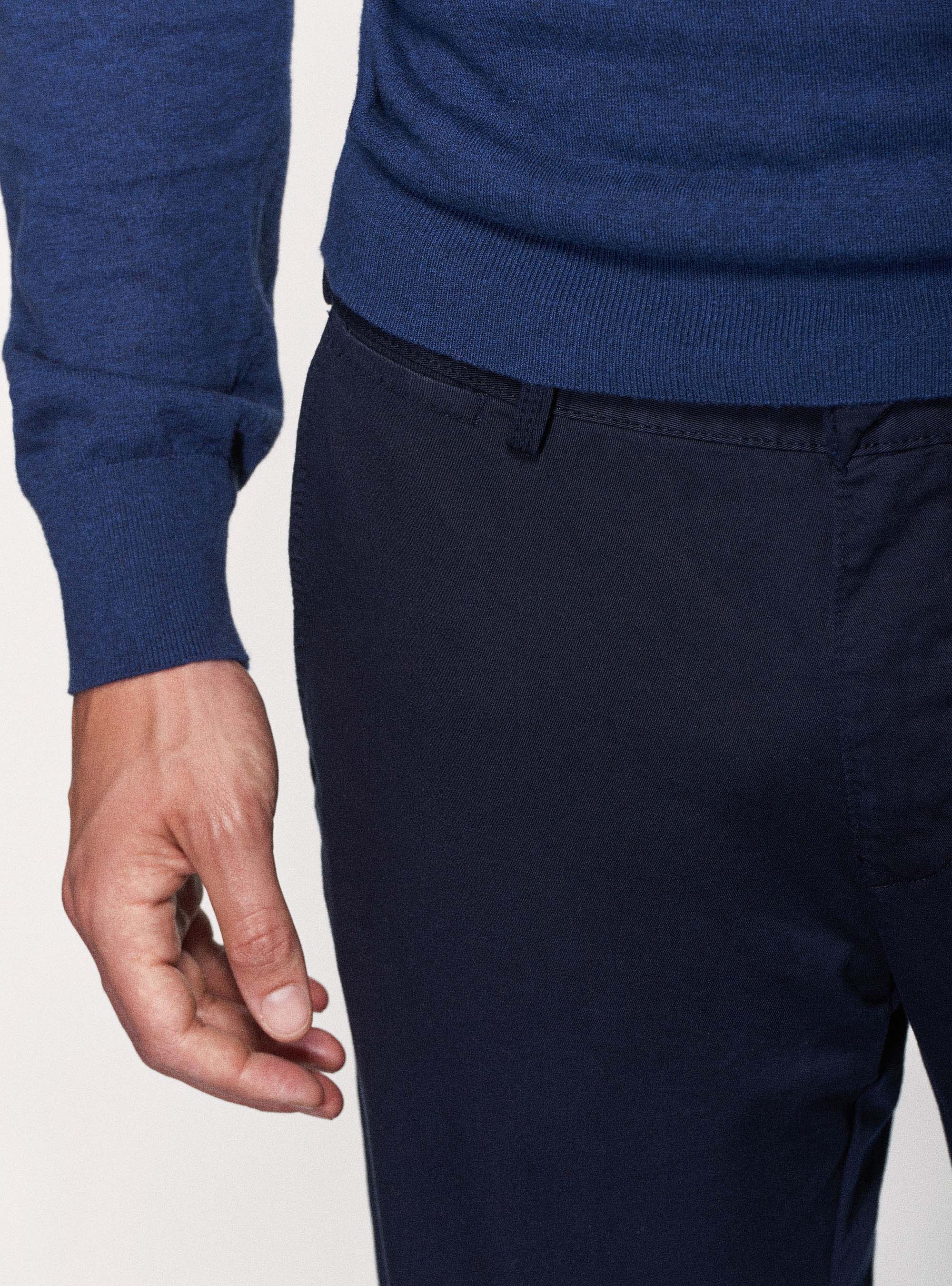 Pantaloni chino in twill di cotone stretch, BLU NAVY