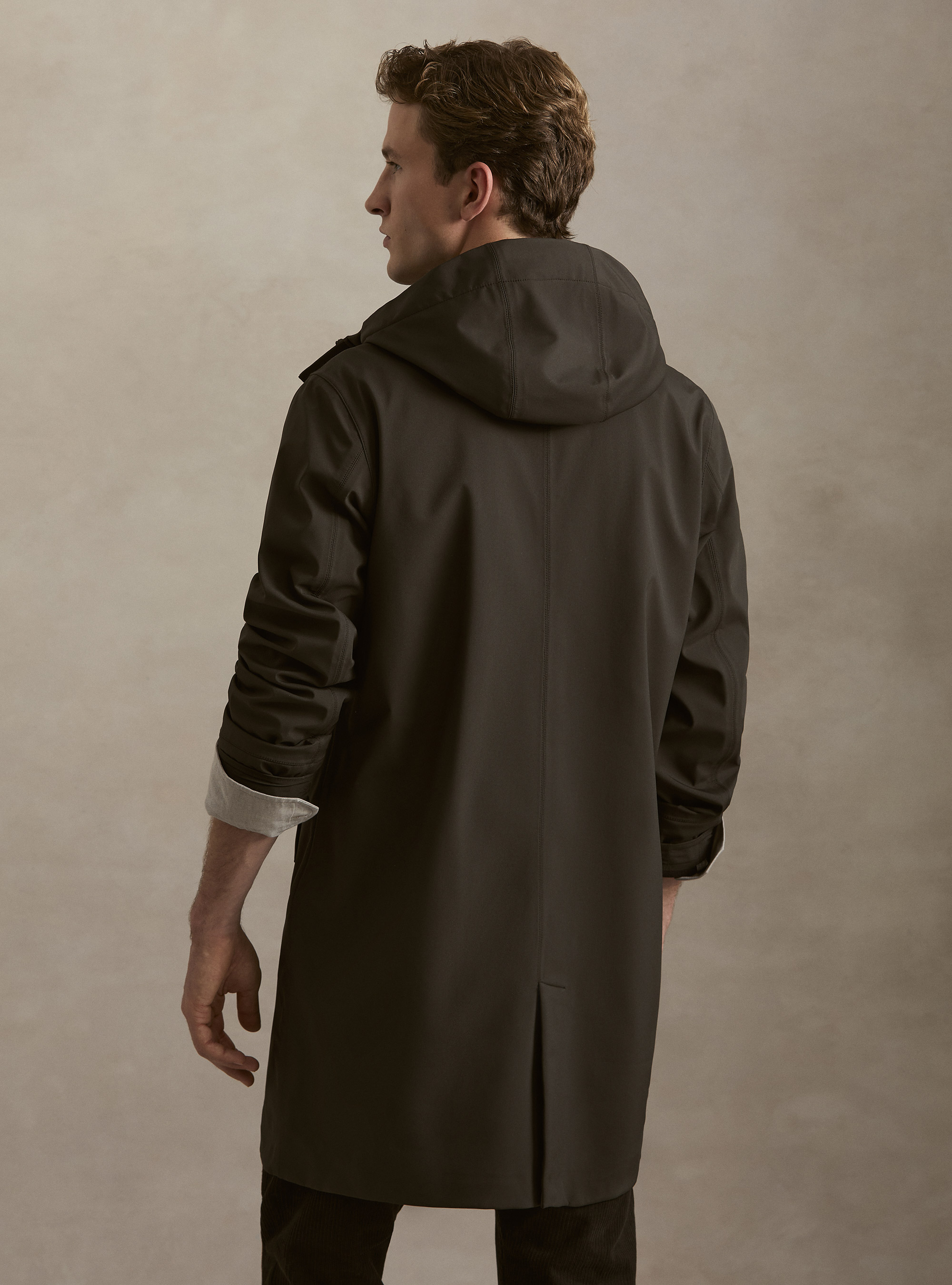 Long technical jacket with a hood, GREEN