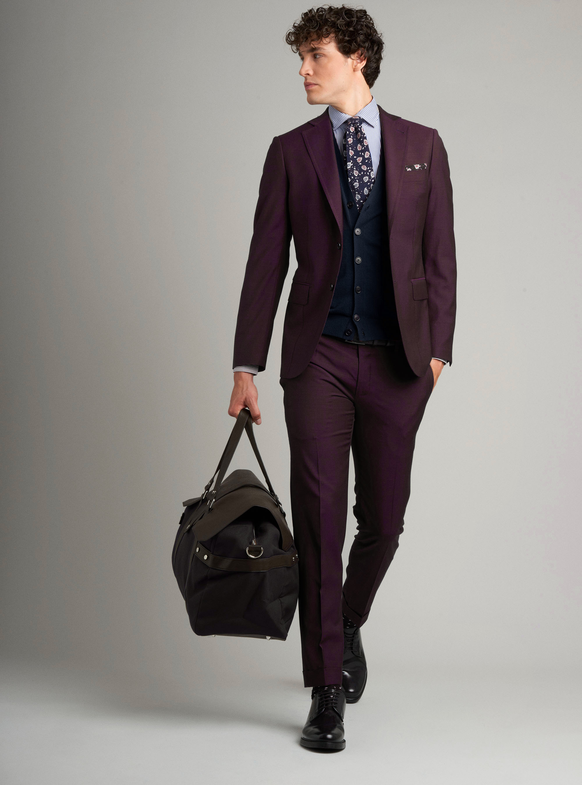 Bordeaux suit in pure wool, 