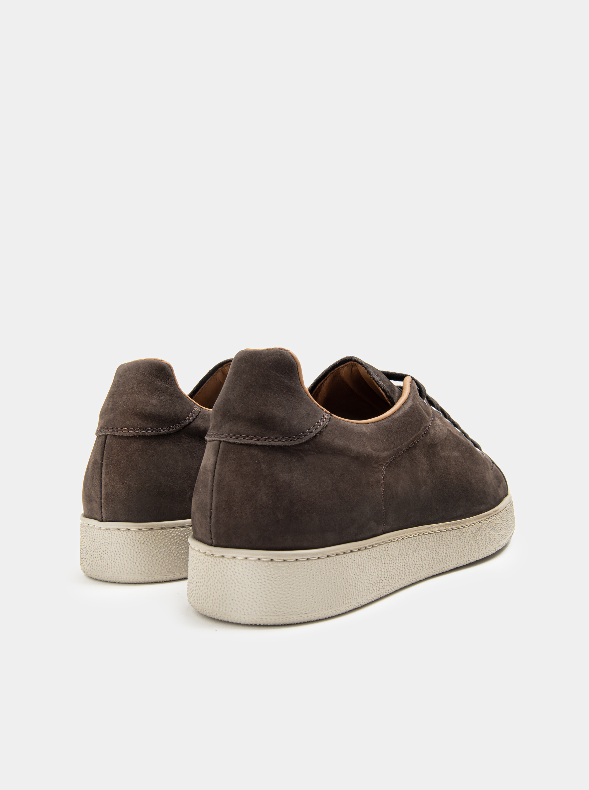 Baskets en daim, MARRON