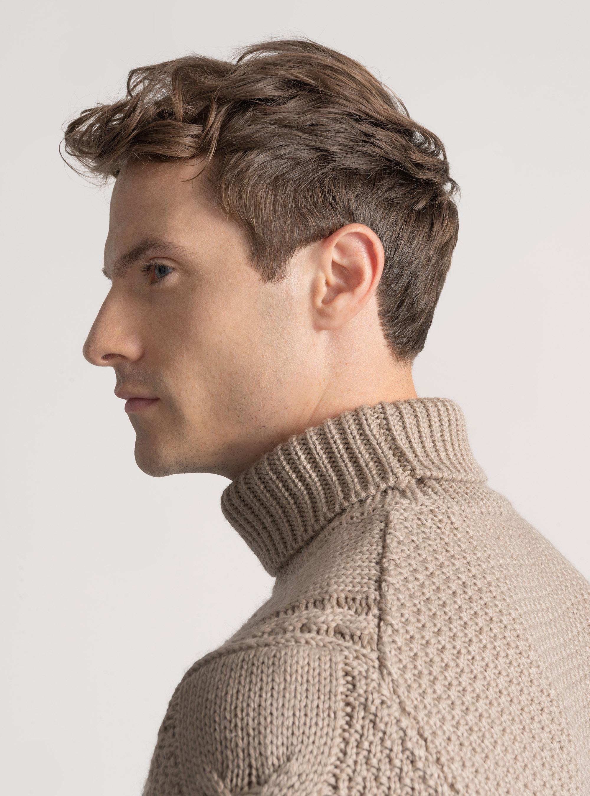 Maglia collo alto con treccione in misto lana, SABBIA