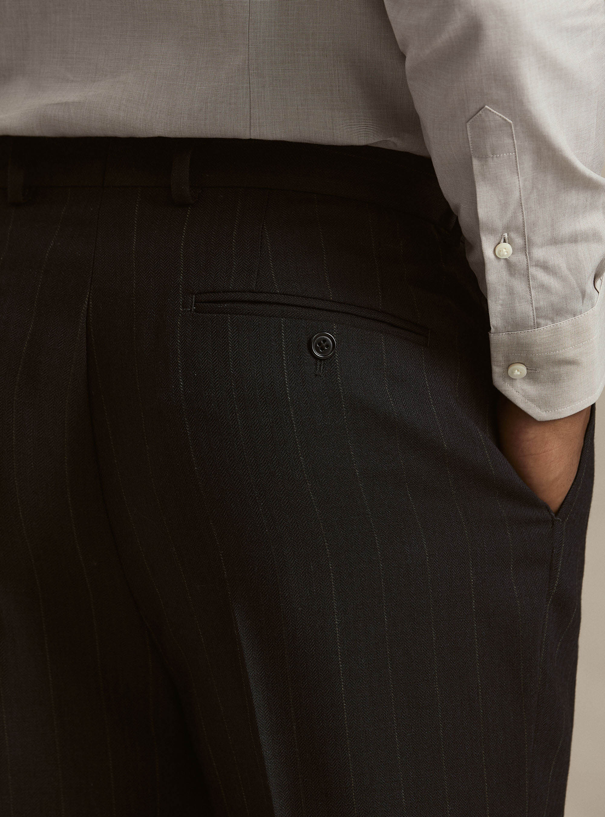 Pantaloni con pince in pura lana spigata, BLU NAVY