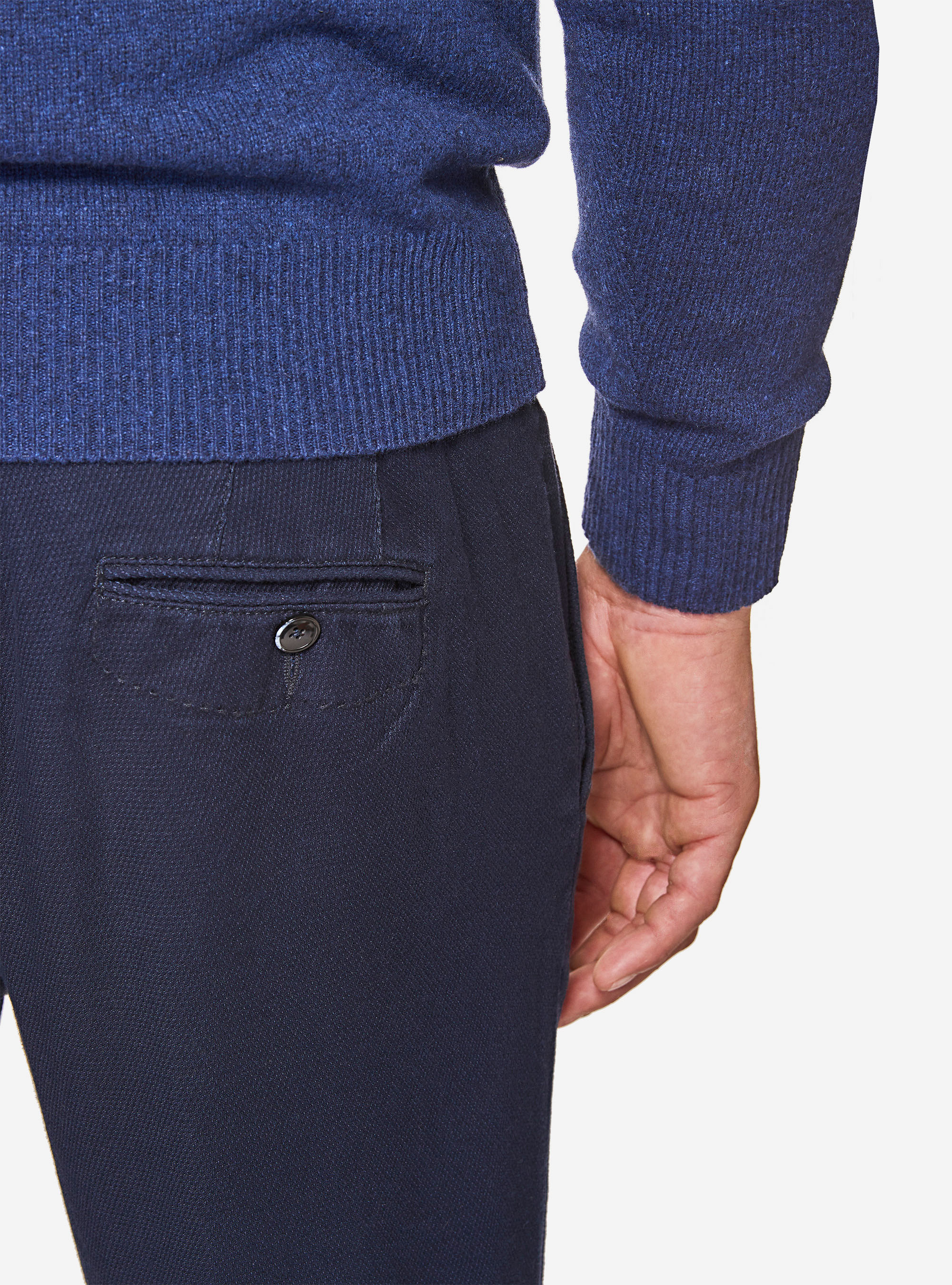 Pantaloni chino slim fit in gabardina armaturata, BLU NAVY