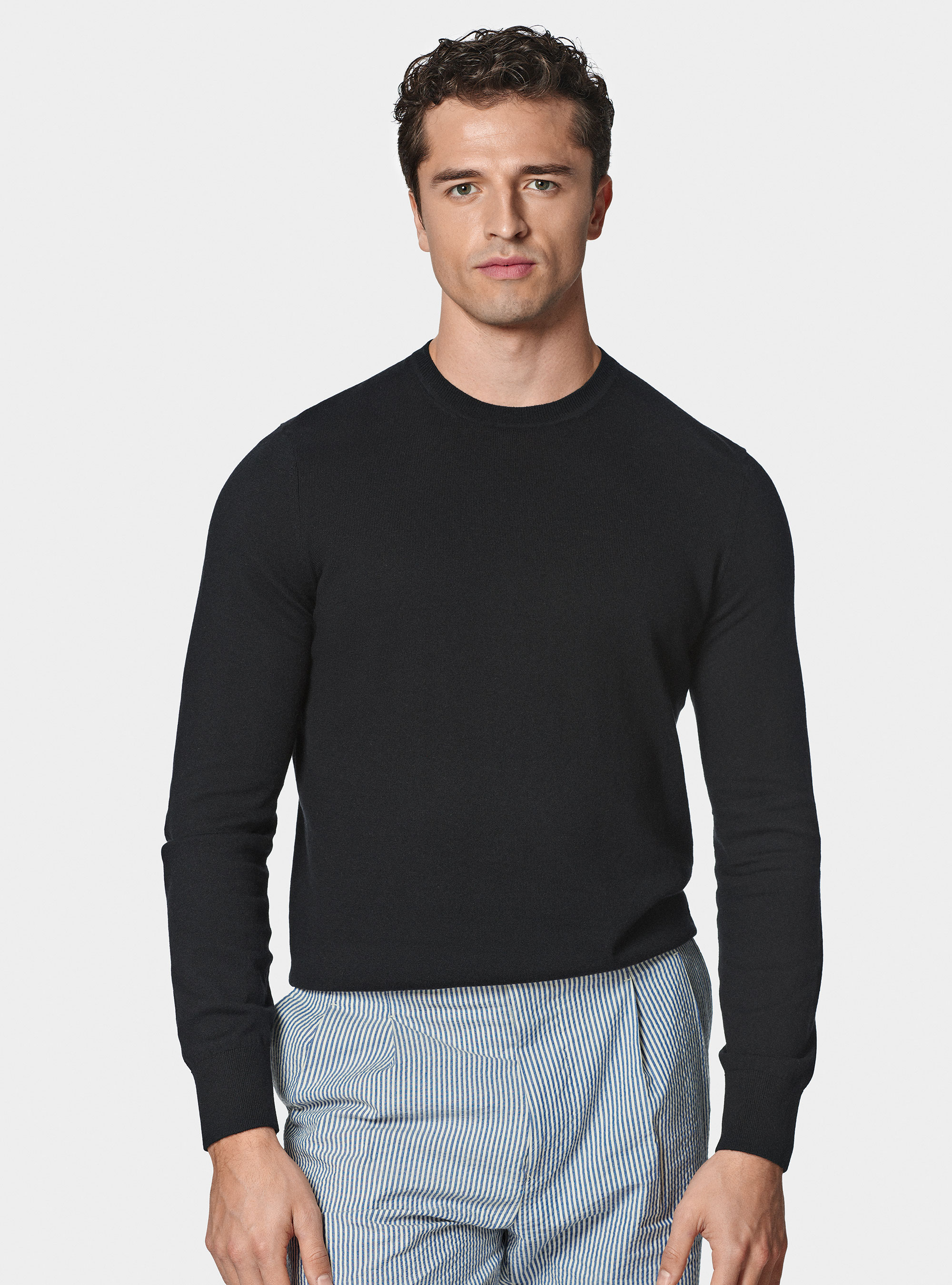 Punto de cuello redondo de algod&oacute;n seda y cachemira, NEGRO