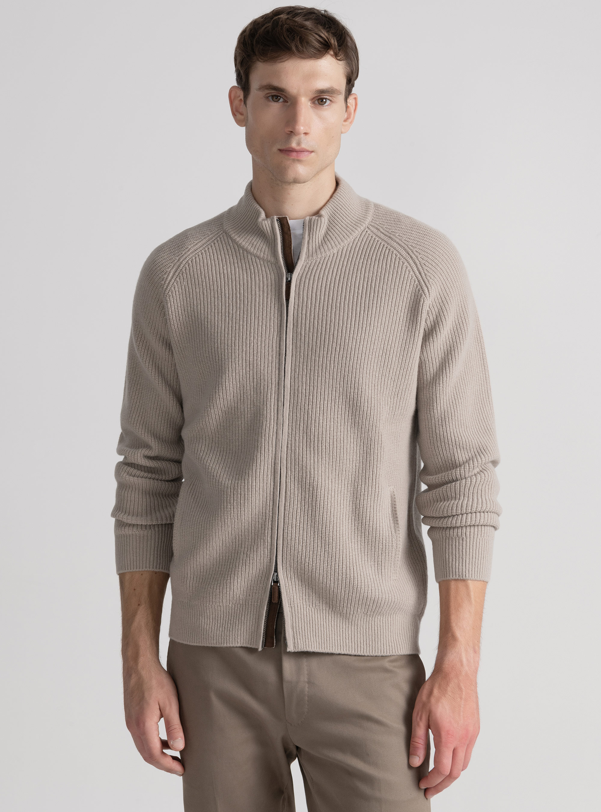 Cardigan con zip in maglia raglan in lana merino, SABBIA