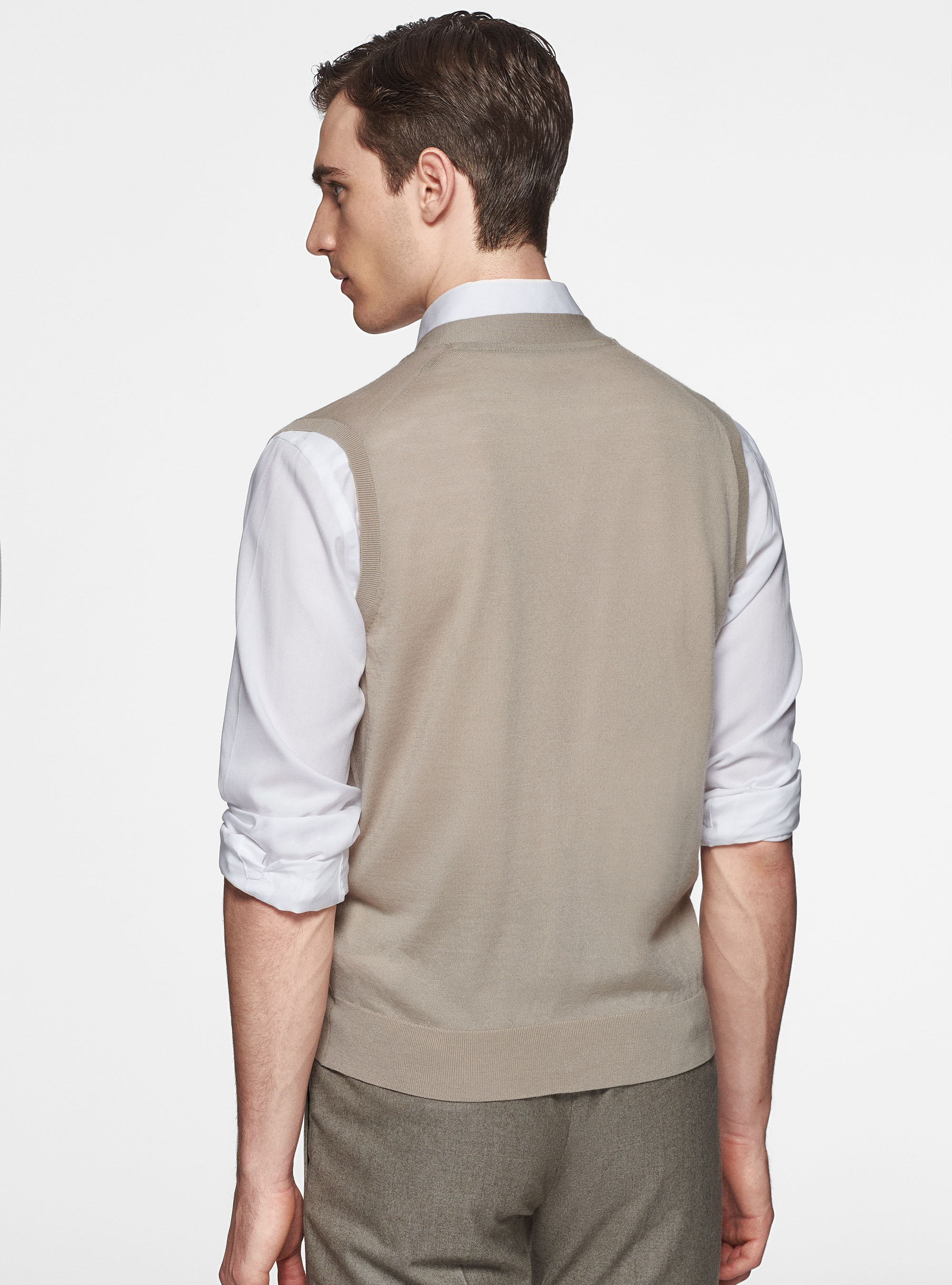 Chaleco de punto de pura lana merina extrafina, ARENA