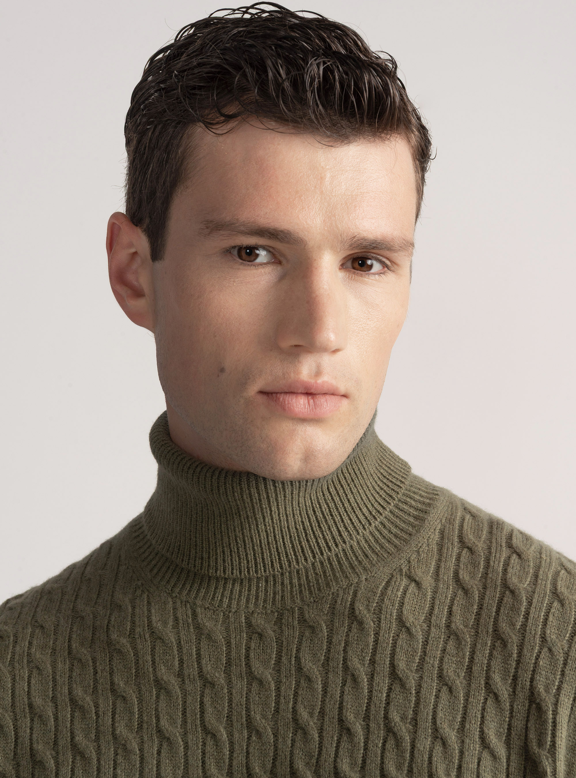 Punto de cuello alto con trenza de lana de cachemira, SALVIA 0602C