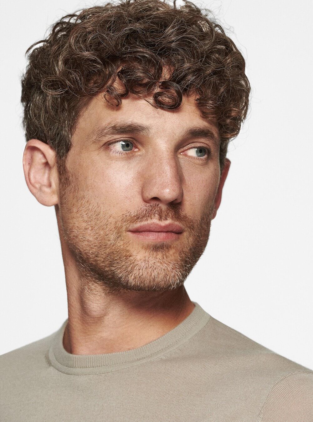 Maglia girocollo in pura lana merino extrafine, SABBIA