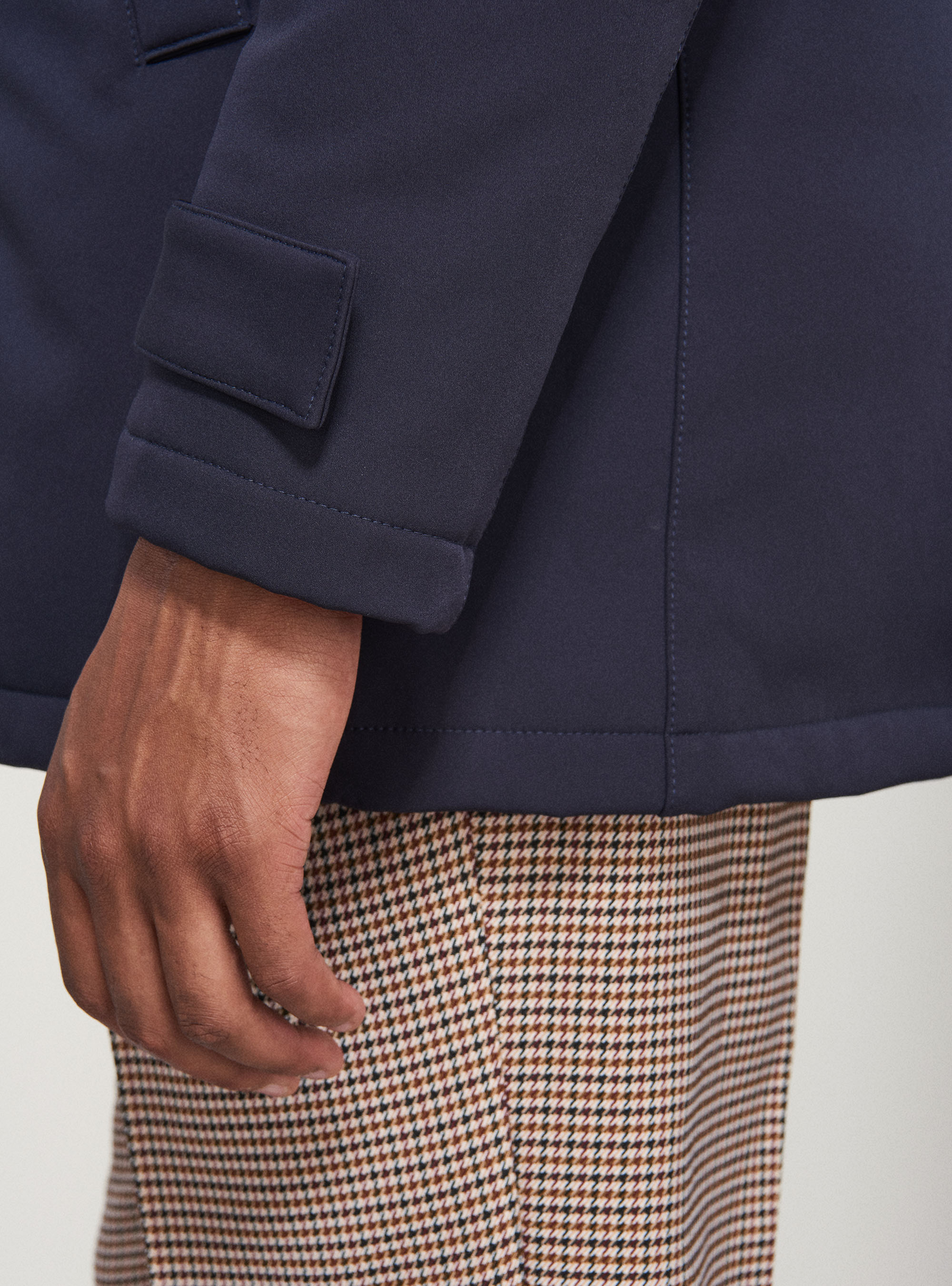 Veste en tissu technique imperm&eacute;able et coupe-vent, BLEU MARINE