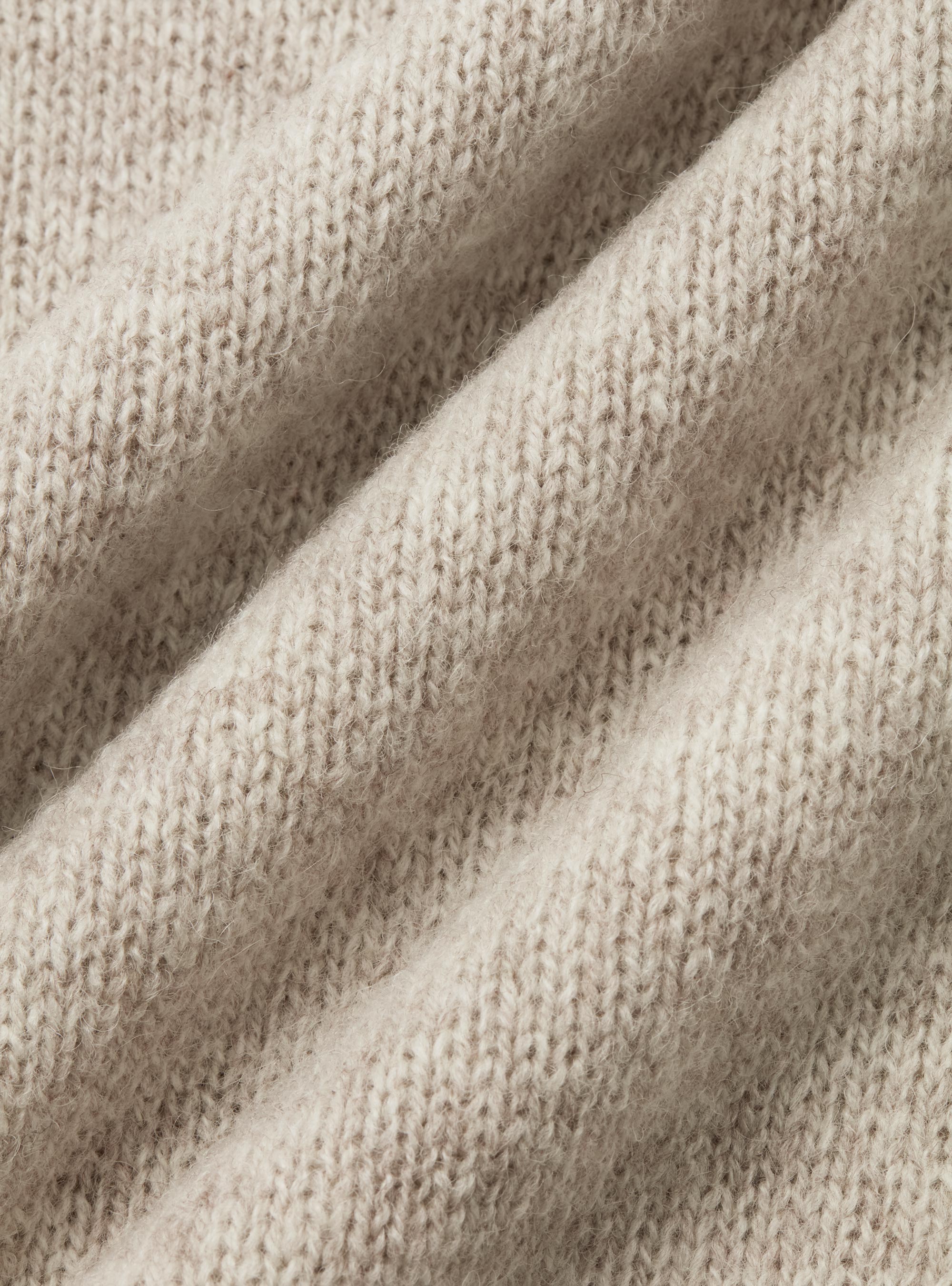 Punto de lana Shetland con cuello redondo, CRUDO