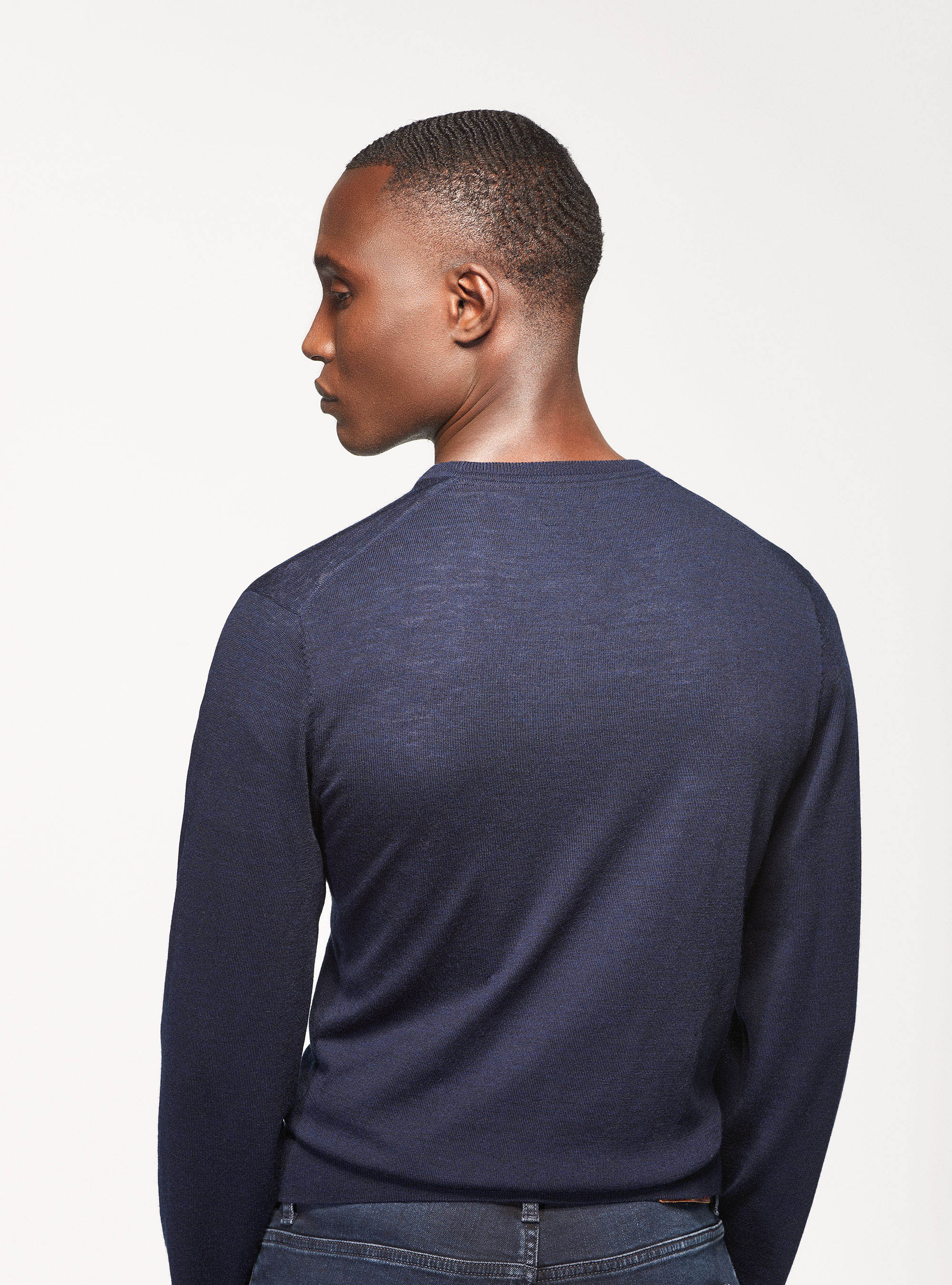 Maglia girocollo in pura lana merino extrafine, BLU NAVY