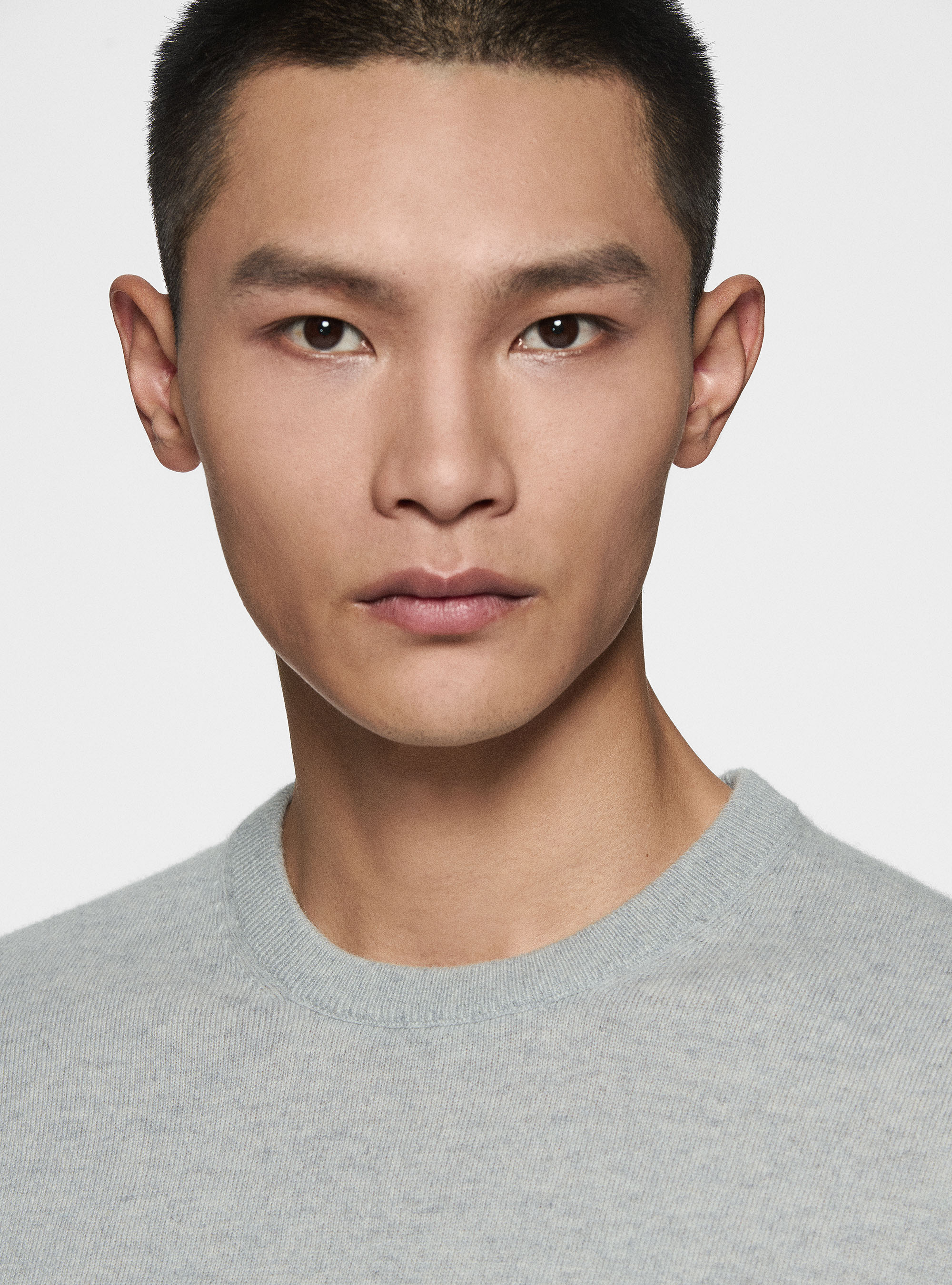 Maglia girocollo in cashmere, GRIGIO CHIARO MELANGE