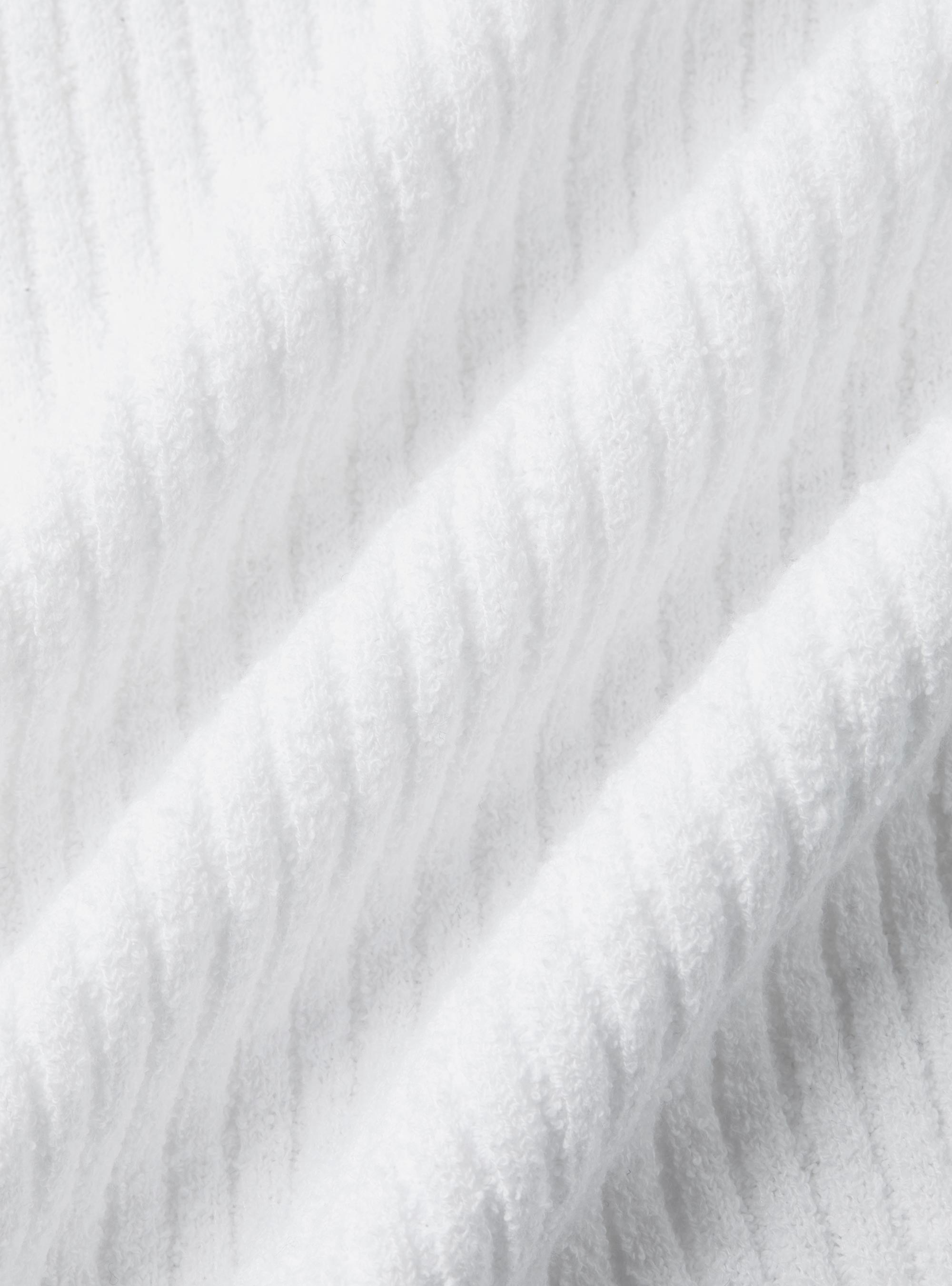 Girocollo in maglia boucl&egrave; a costina, BIANCO