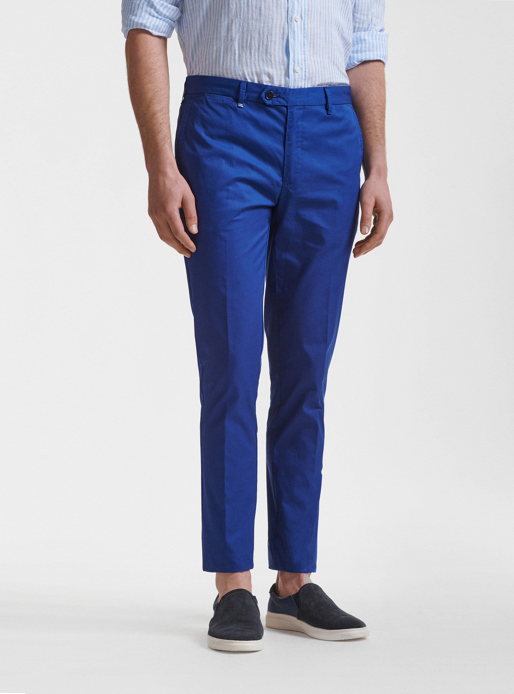 Pantaloni slim fit in twill leggero, BLU ROYAL