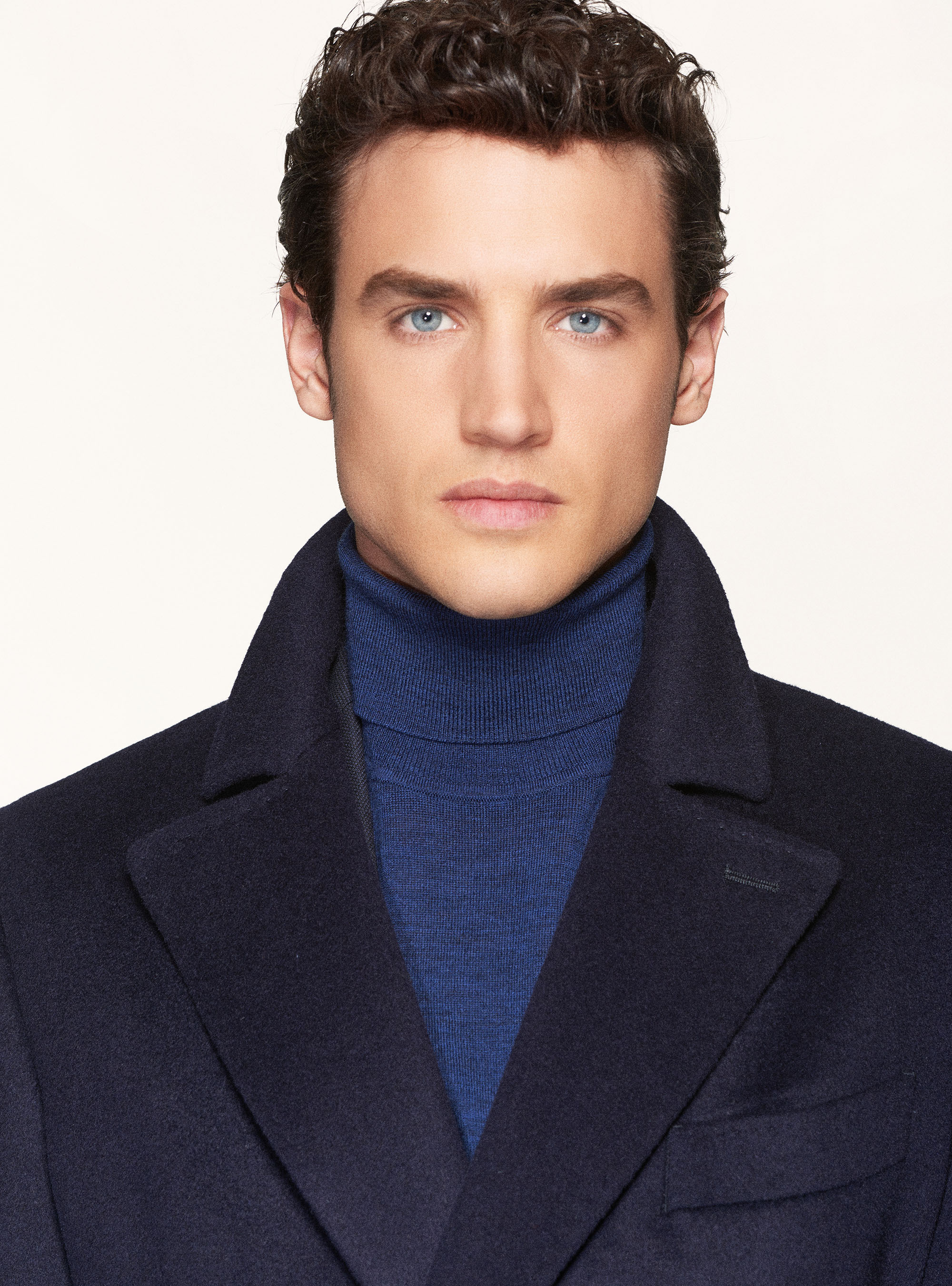 Manteau à double boutonnage en laine cachemire | GutteridgeEU | Homme