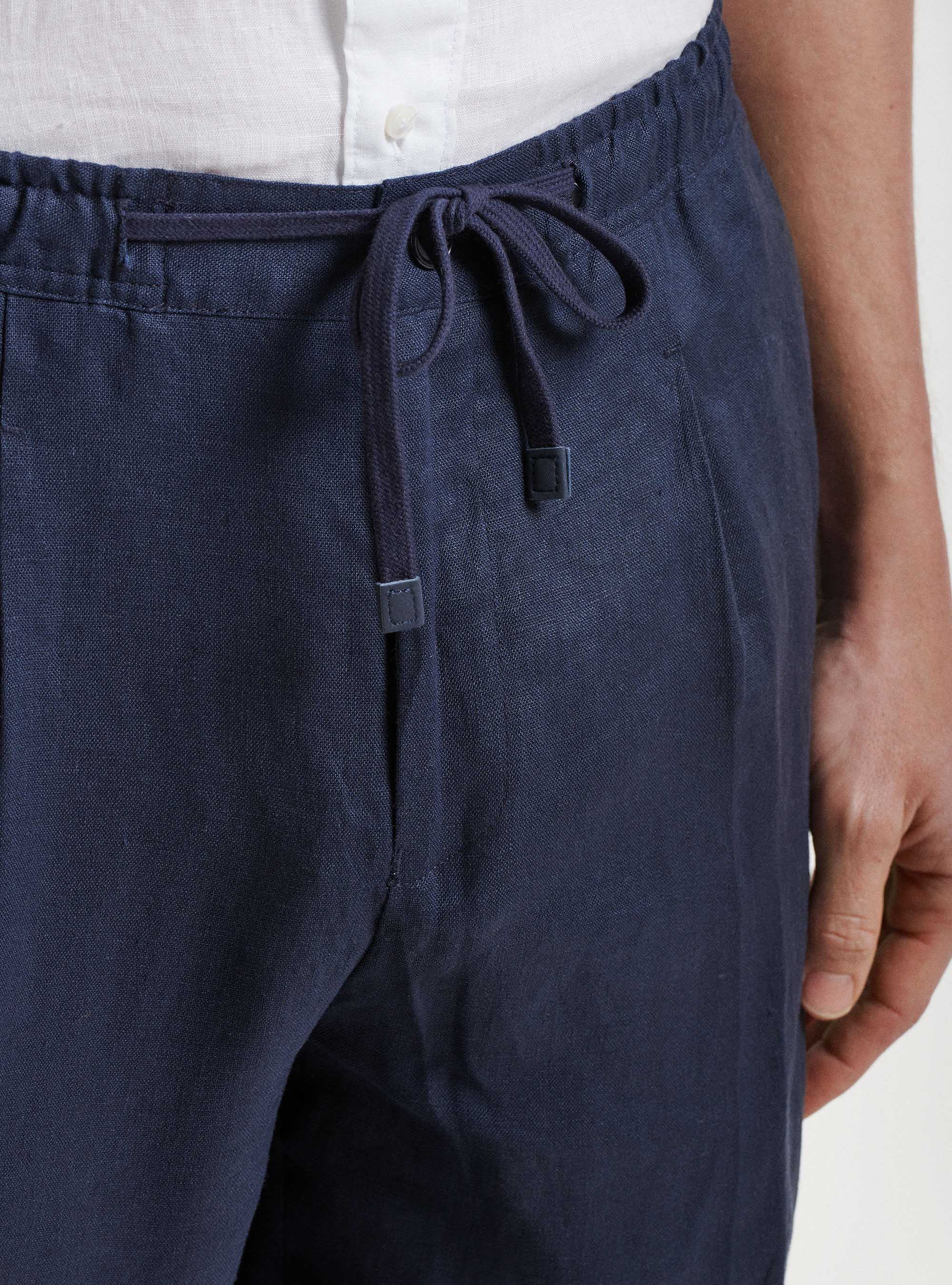 Bermuda tinta unita in lino, BLU NAVY