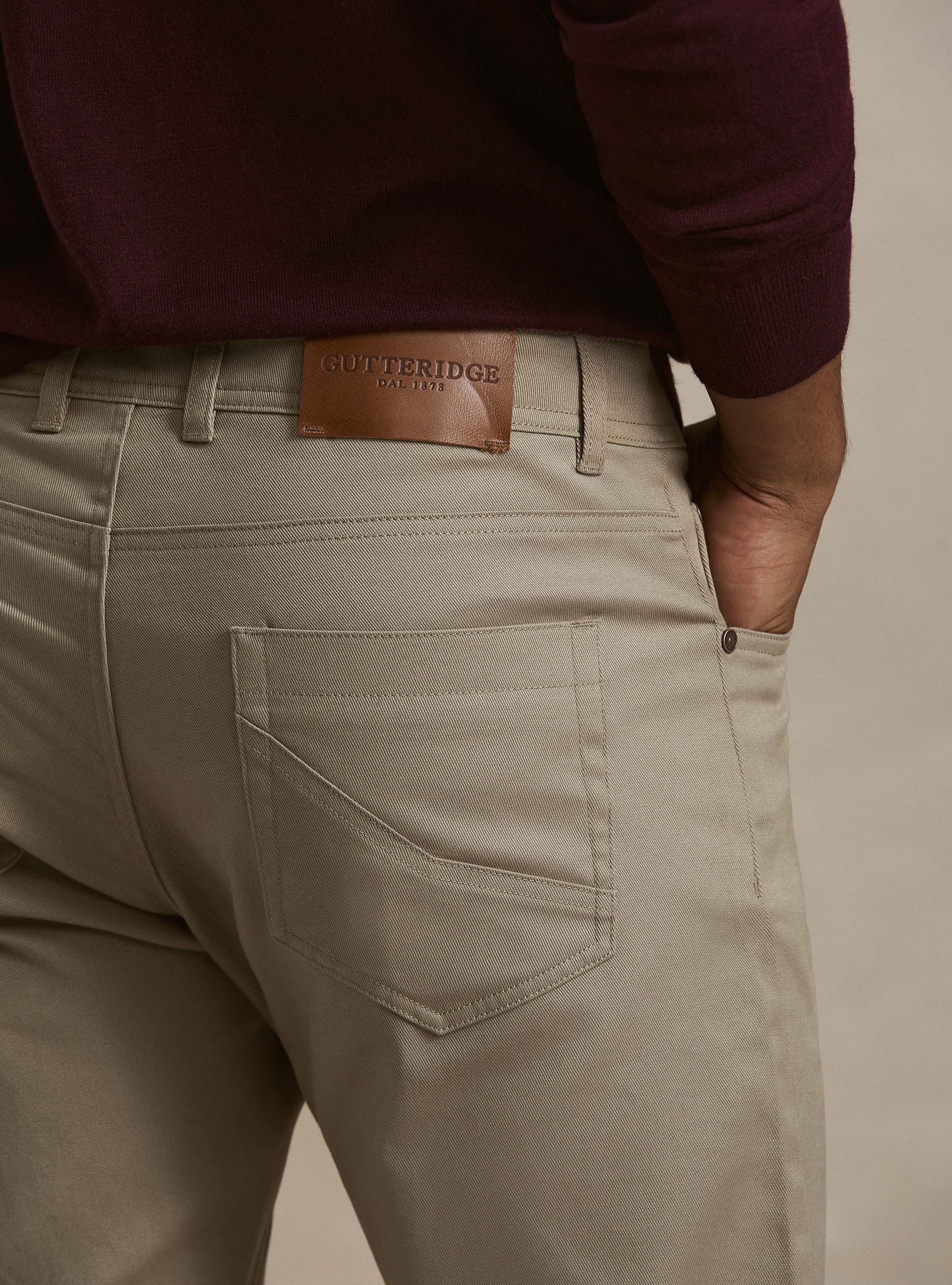 Pantaloni 5 tasche in misto cotone armaturato, FANGO 0568C