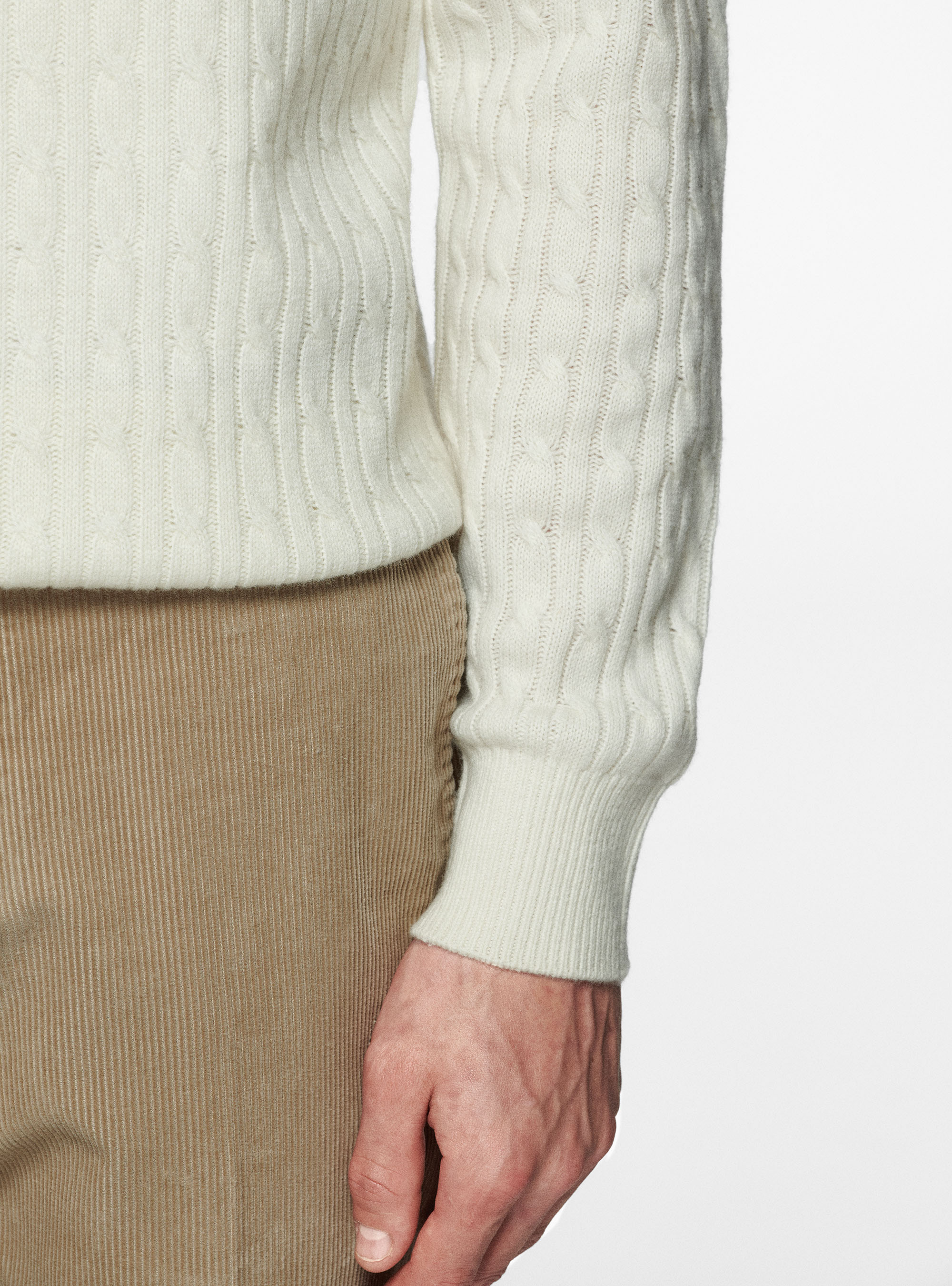 Maglia mock neck in lana e cashmere con trecce, BIANCO