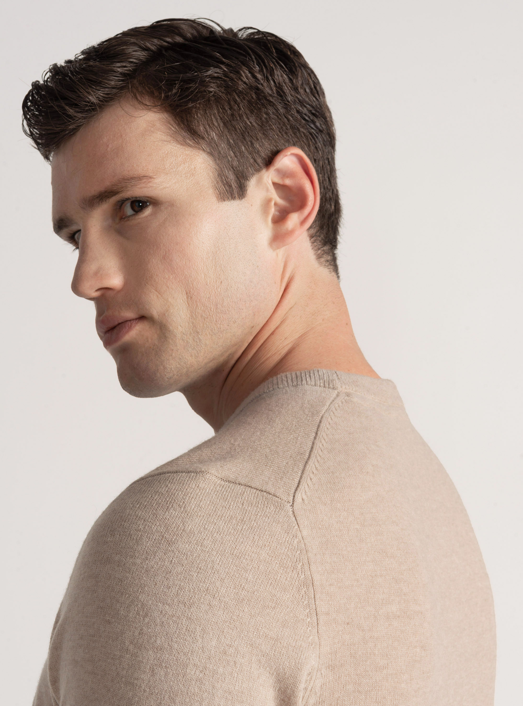 Trikot mit Rundhalsausschnitt aus Lambswool und Kaschmir, ECRU 0560C