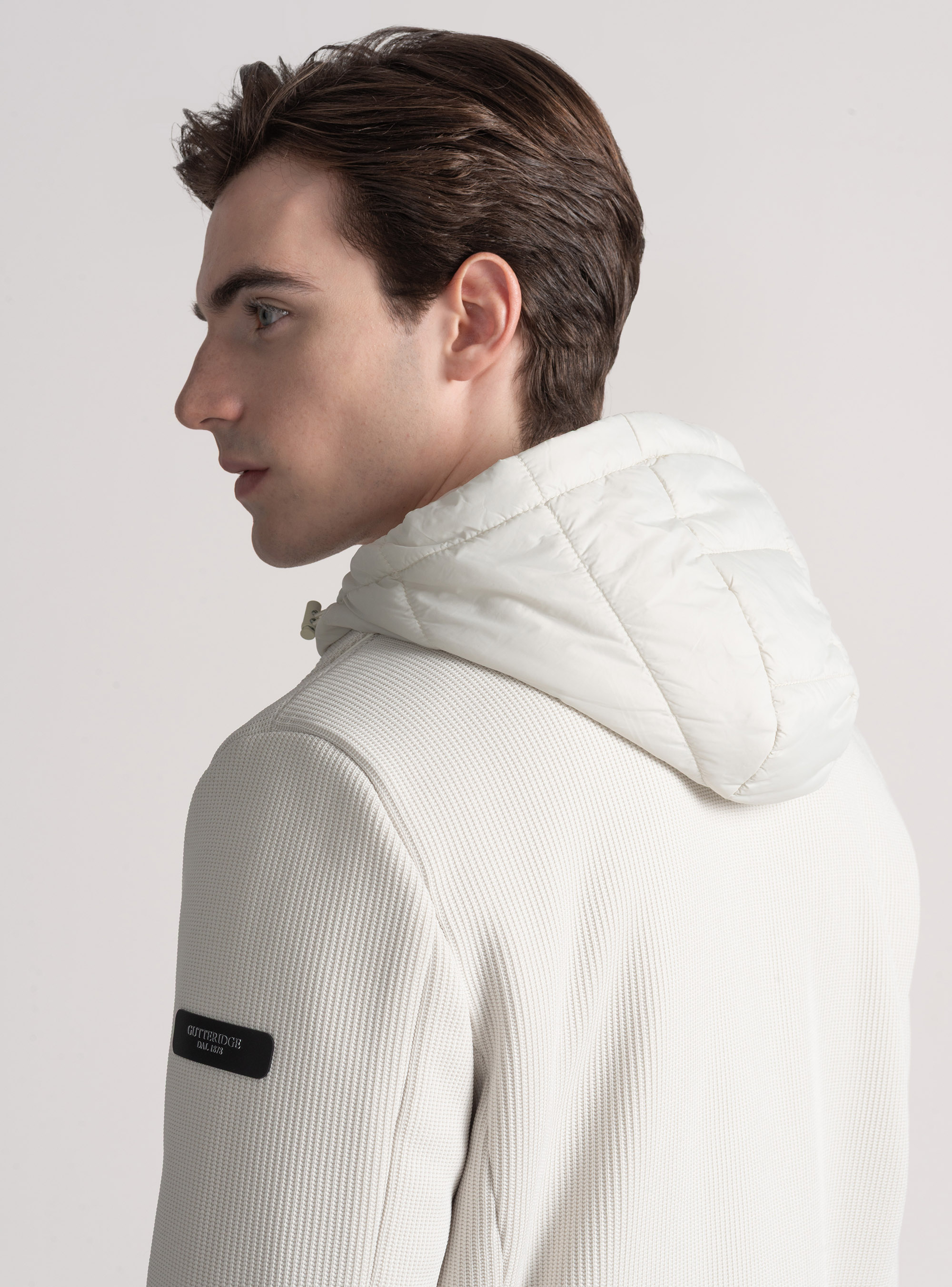 Giubbino tecnico con pettorina e cappuccio reversibile, 0055C OFF WHITE