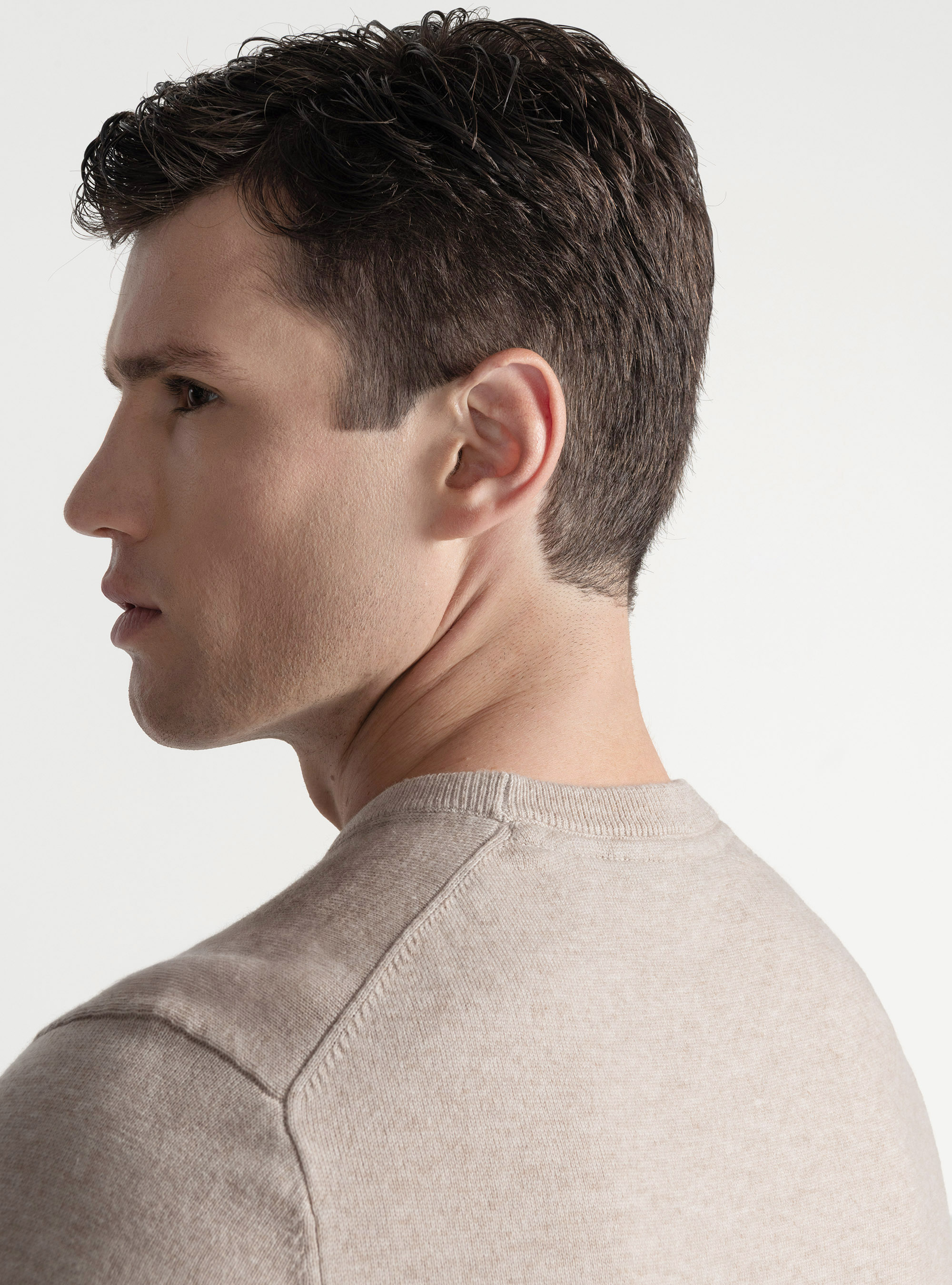 Tricot à col ras du cou en laine mélangée, Ã CRU