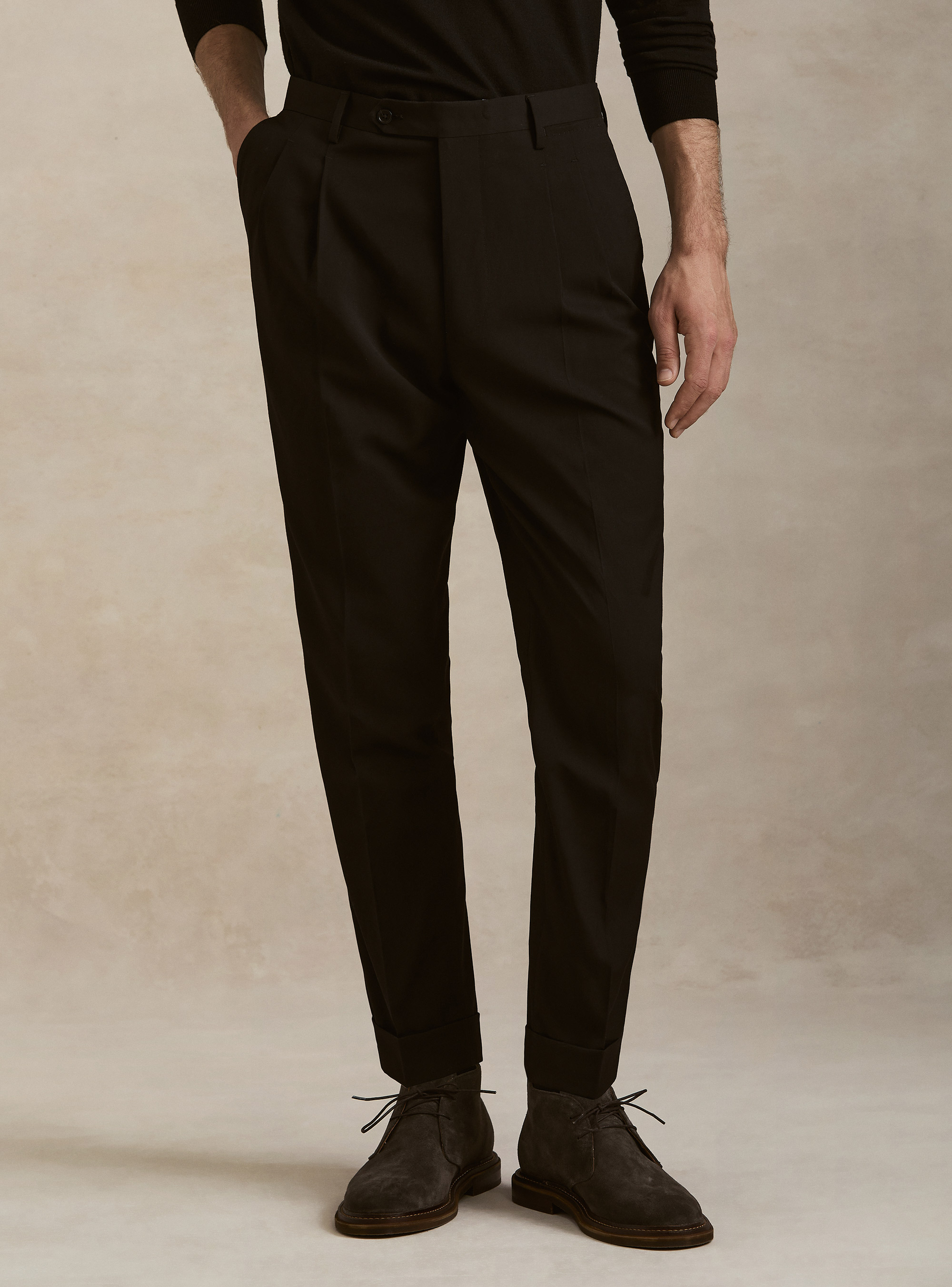 Pantaloni con pince in misto poliestere, NEGRO