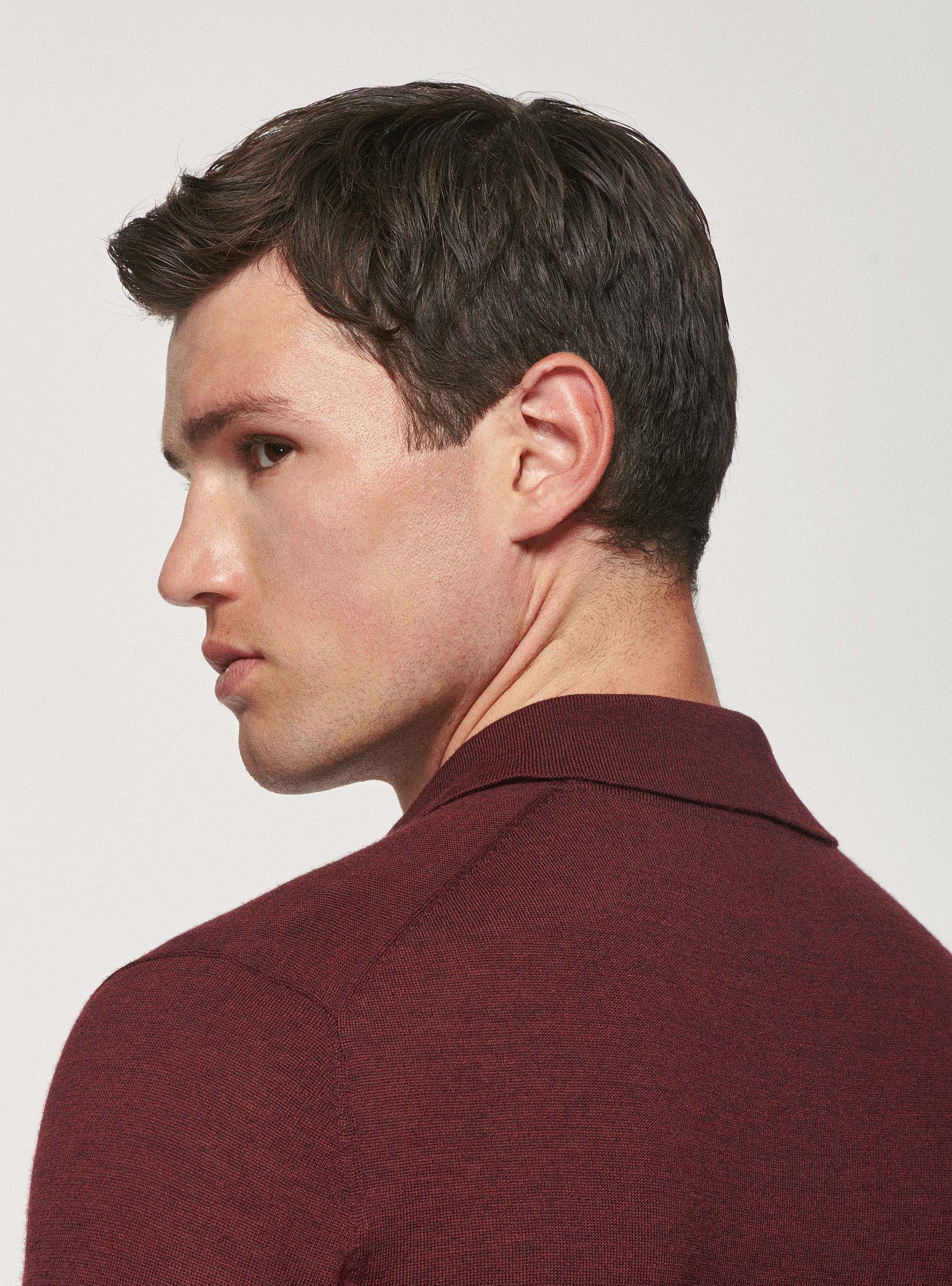 Poloshirt aus reiner Merinowolle, BORDEAUX 0311C