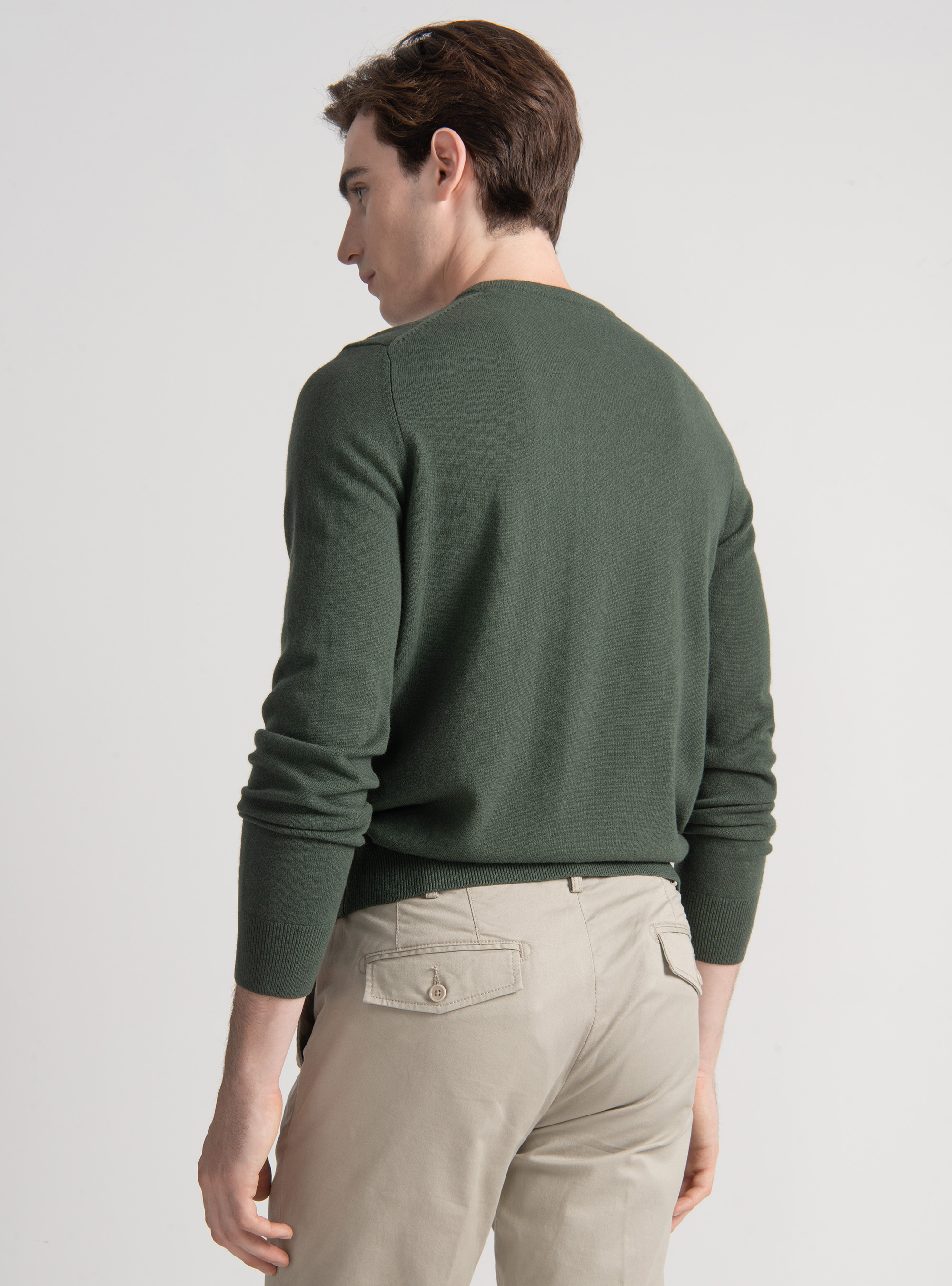 Trikot mit Rundhalsausschnitt aus Lambswool und Kaschmir, MILITARE 0609C