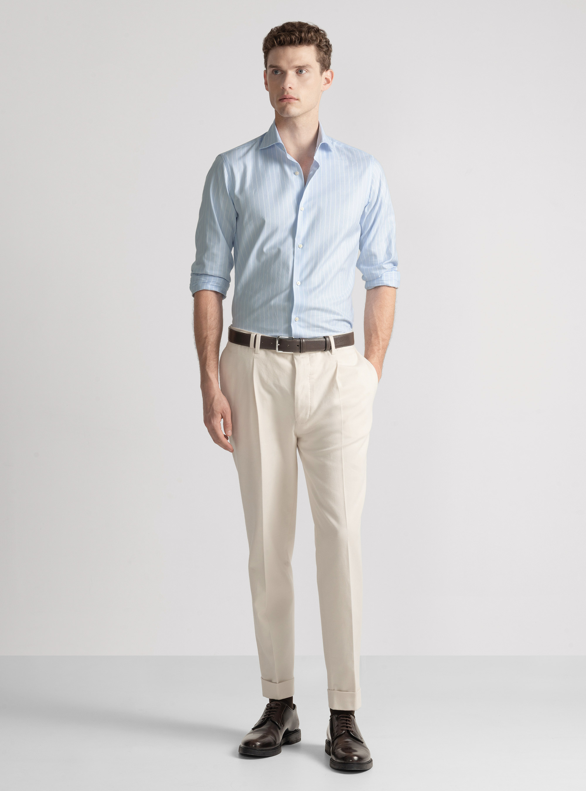 Pantalón de pinzas de sarga de algodón y cachemira, NATA