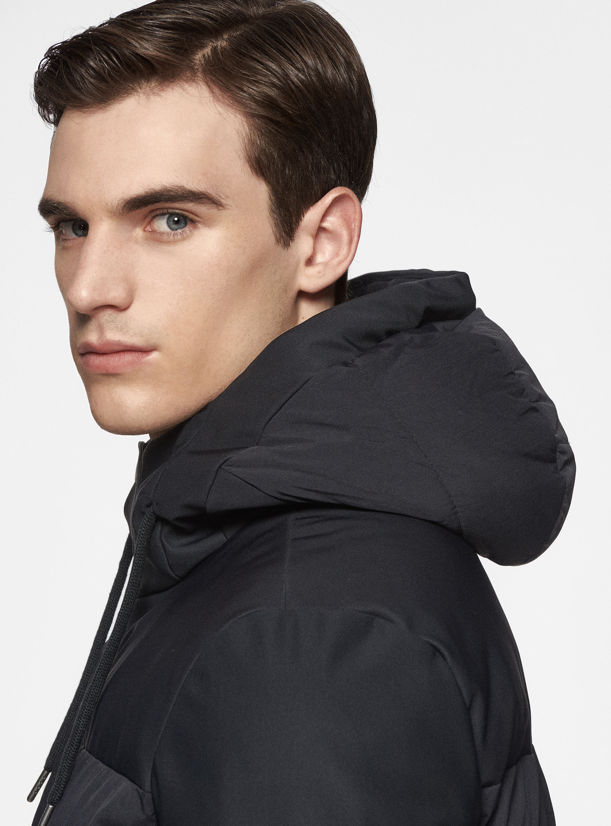 Parka imbottito trapuntato con cappuccio, NERO