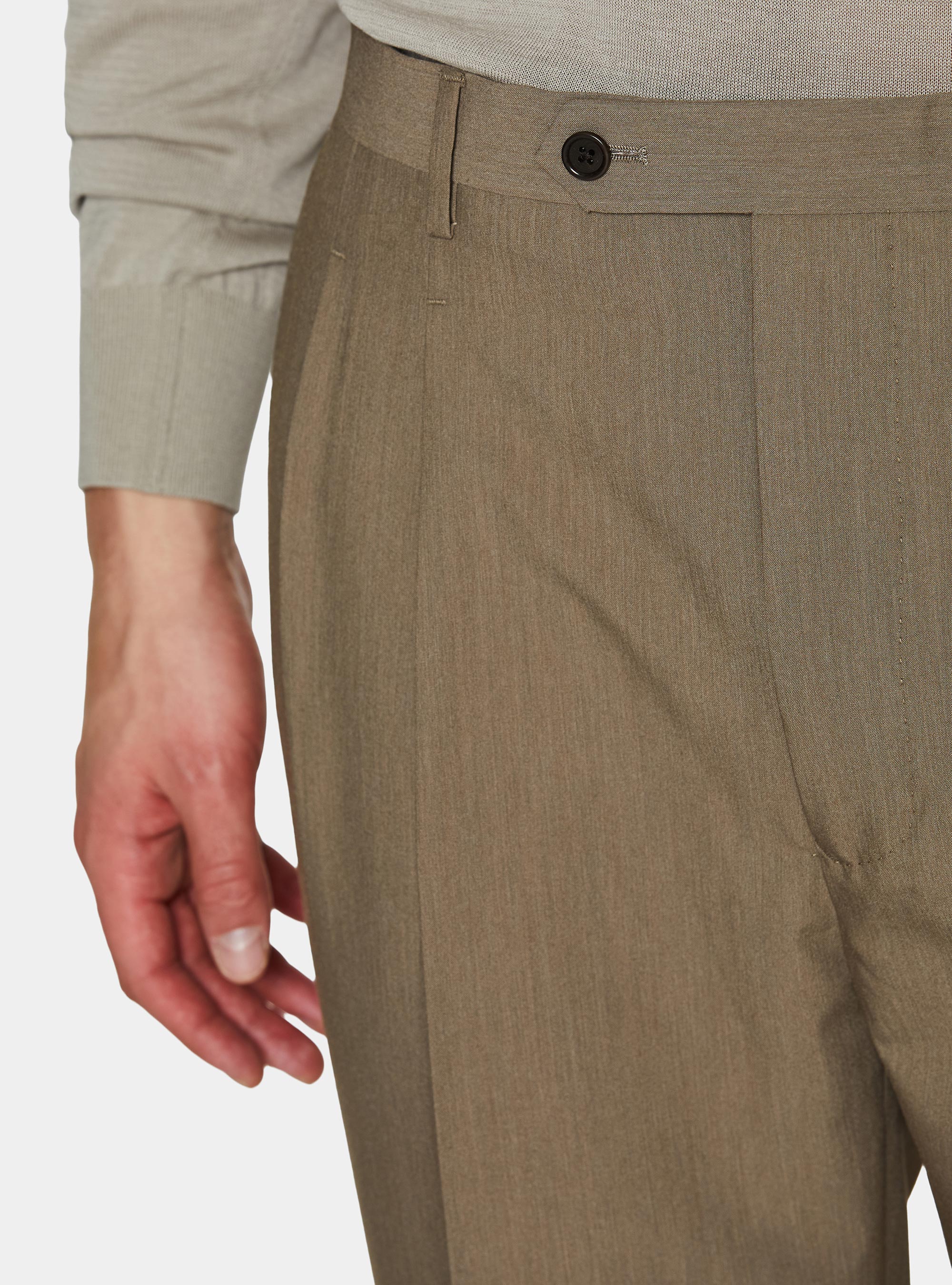 Classic trousers with pleats, MUD