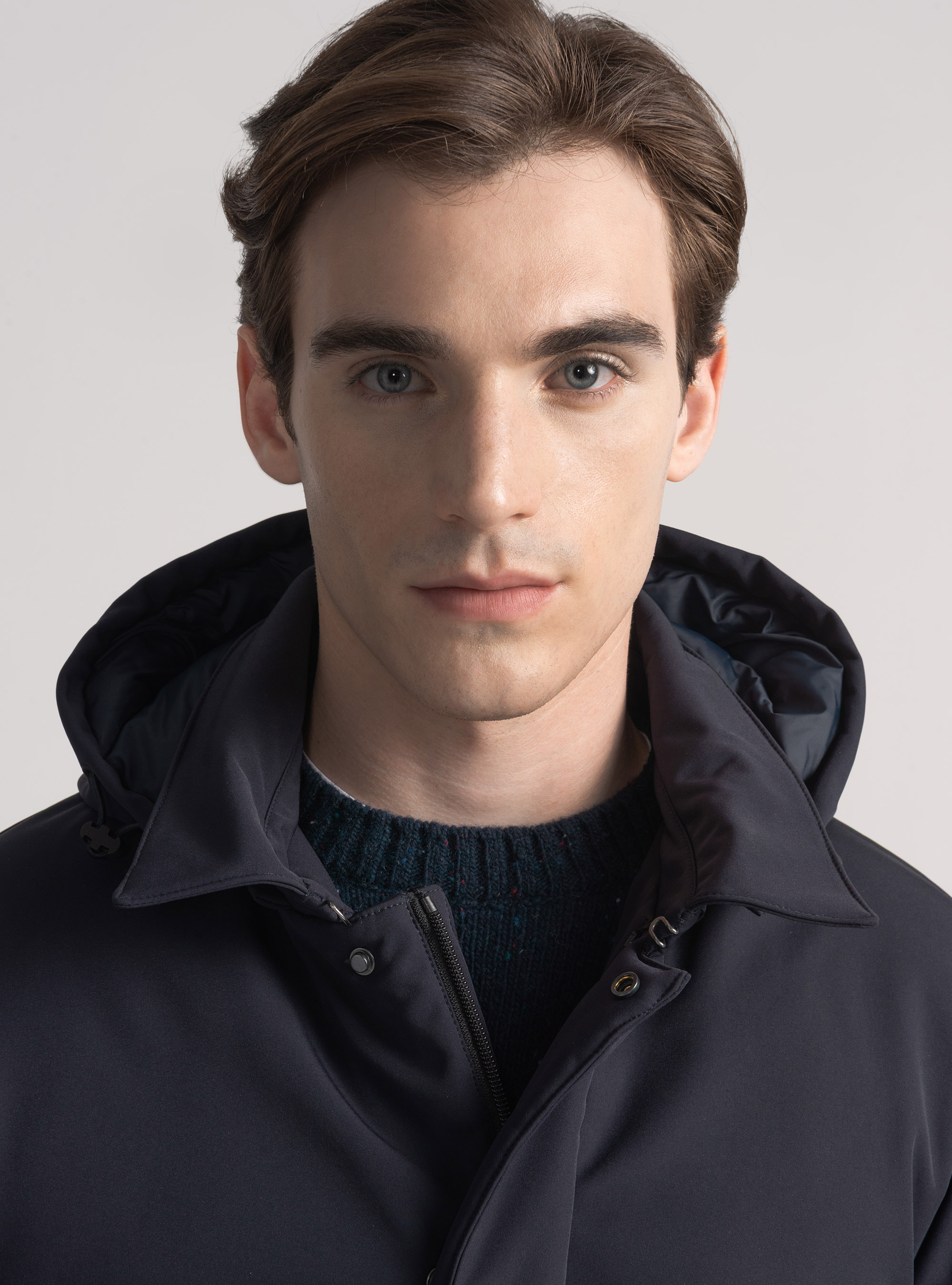 Parka técnica con capucha, AZUL MARINO