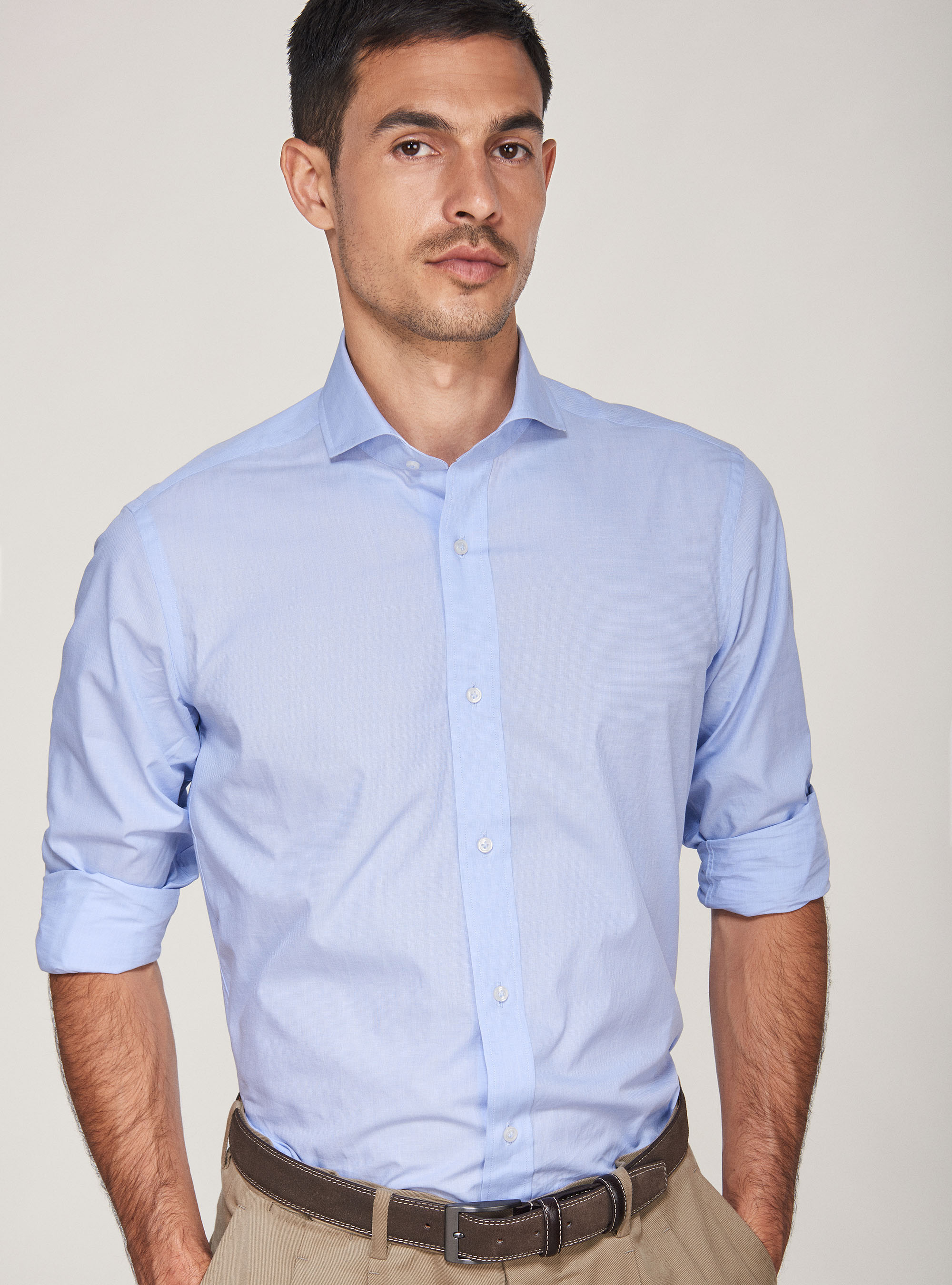 Camisa de algod&oacute;n con cuello franc&eacute;s, CELESTE