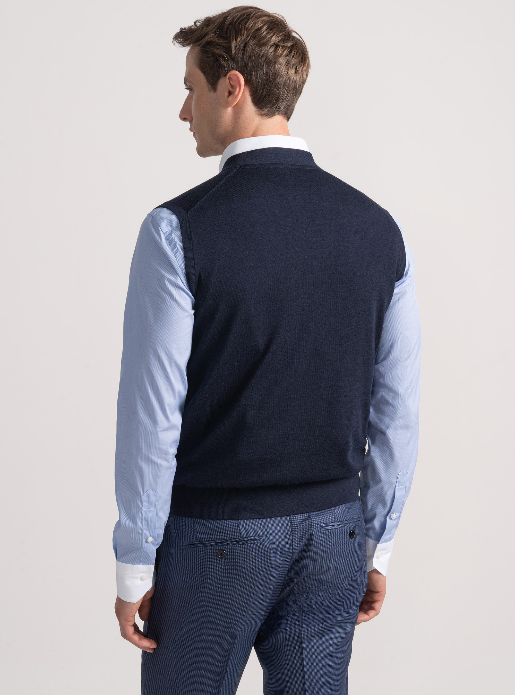 Knitted gilet with buttons in extra-fine merino wool, NAVY BLUE