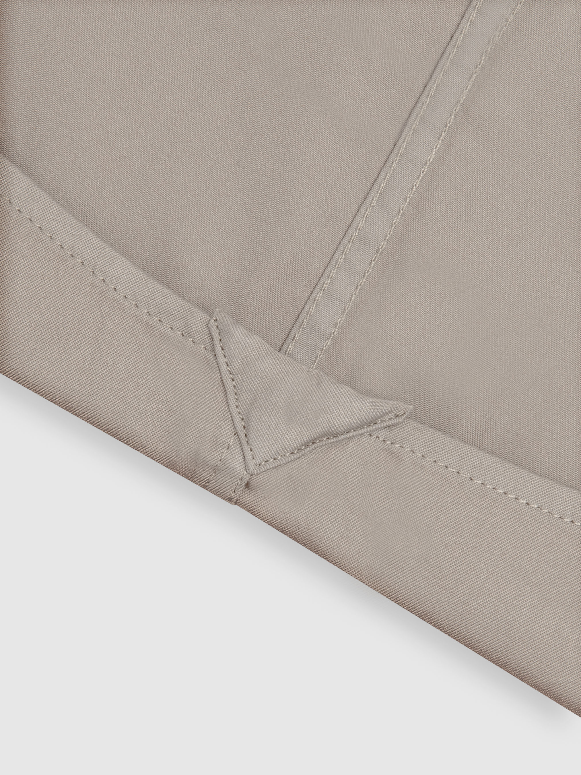 Garment dyed cotton shirt with pockets, SAND