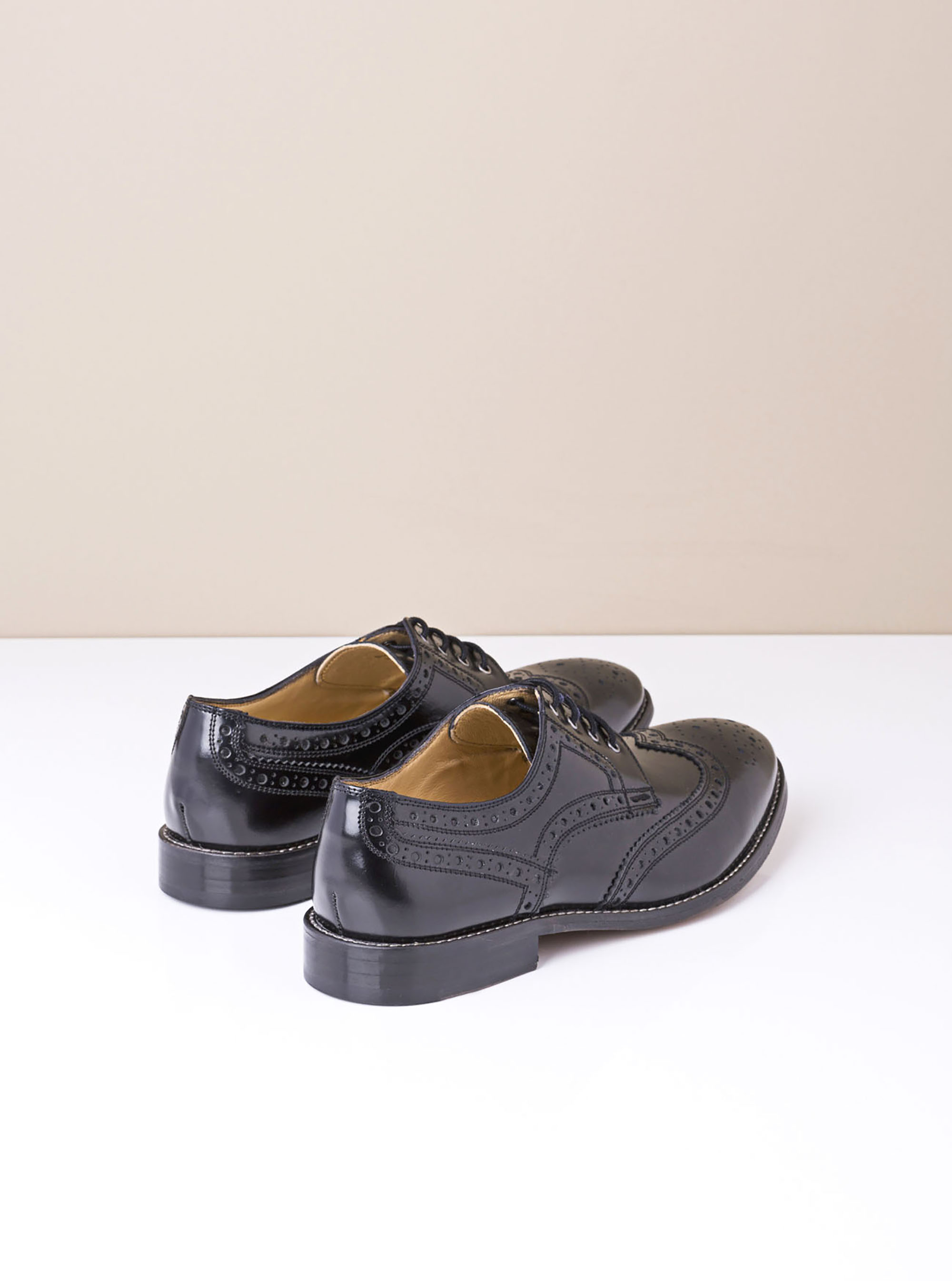 Derby classico, BLACK