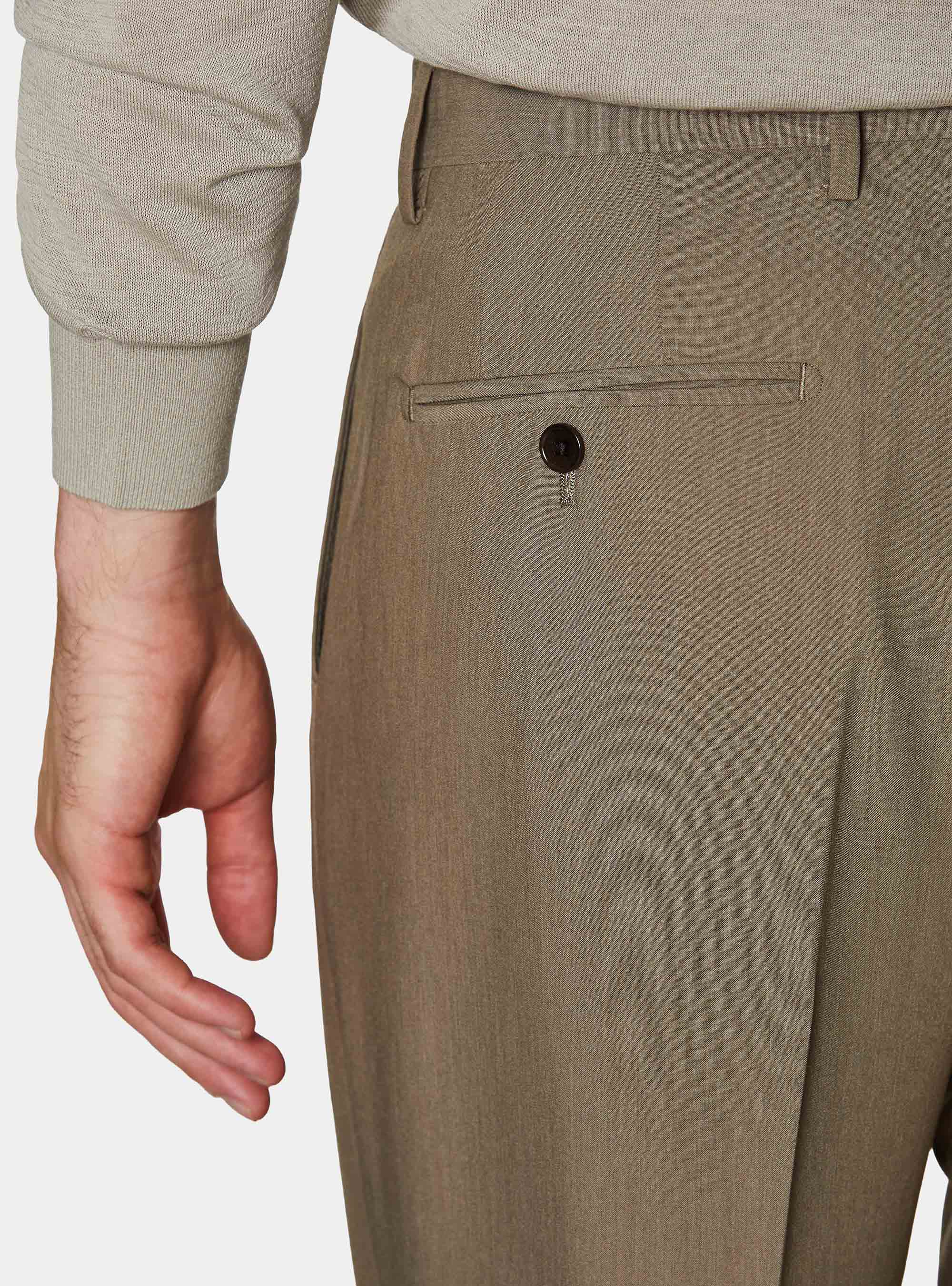 Classic trousers with pleats, MUD