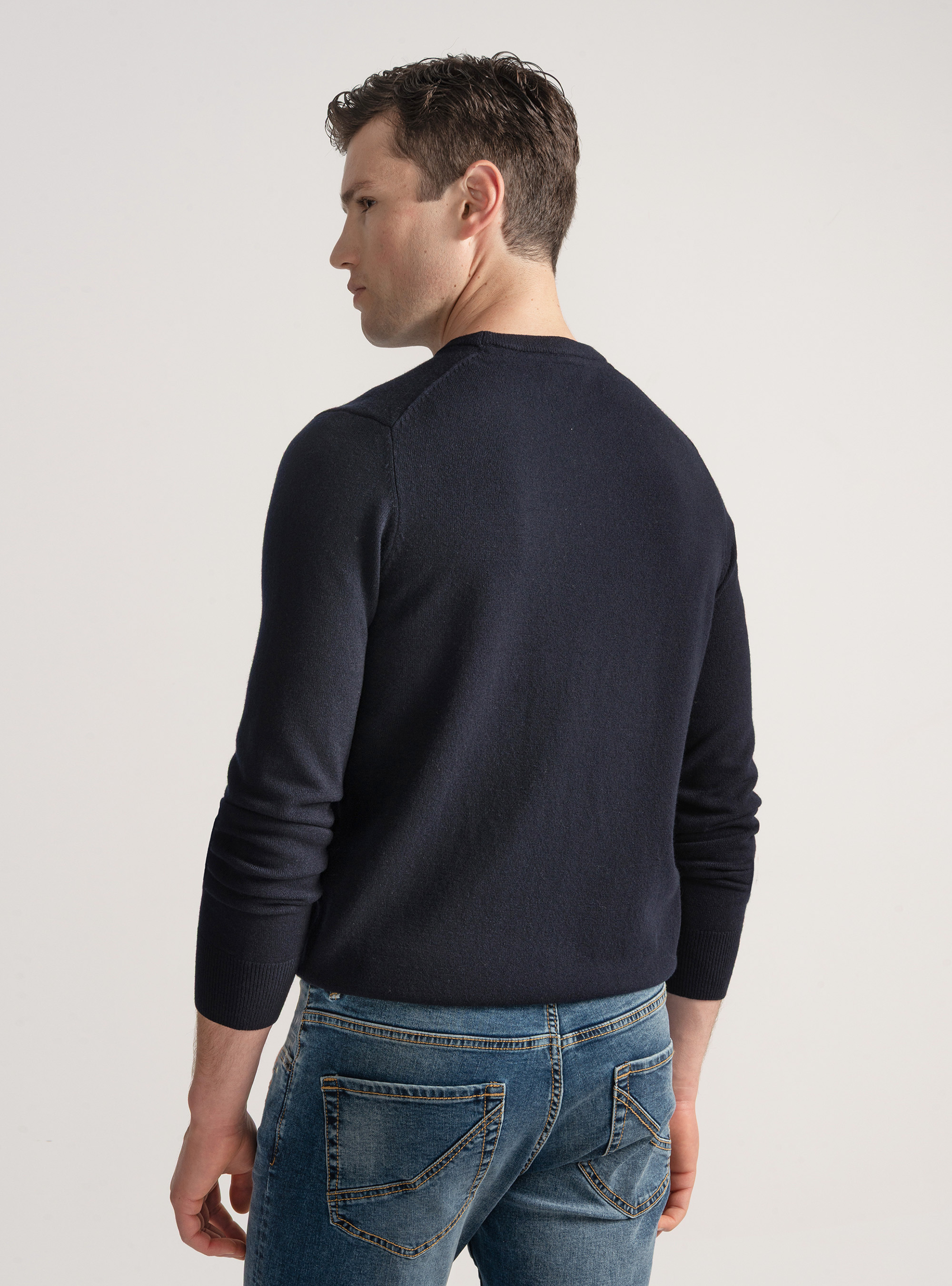 Trikot mit Rundhalsausschnitt aus Lambswool und Kaschmir, NAVY 0218C