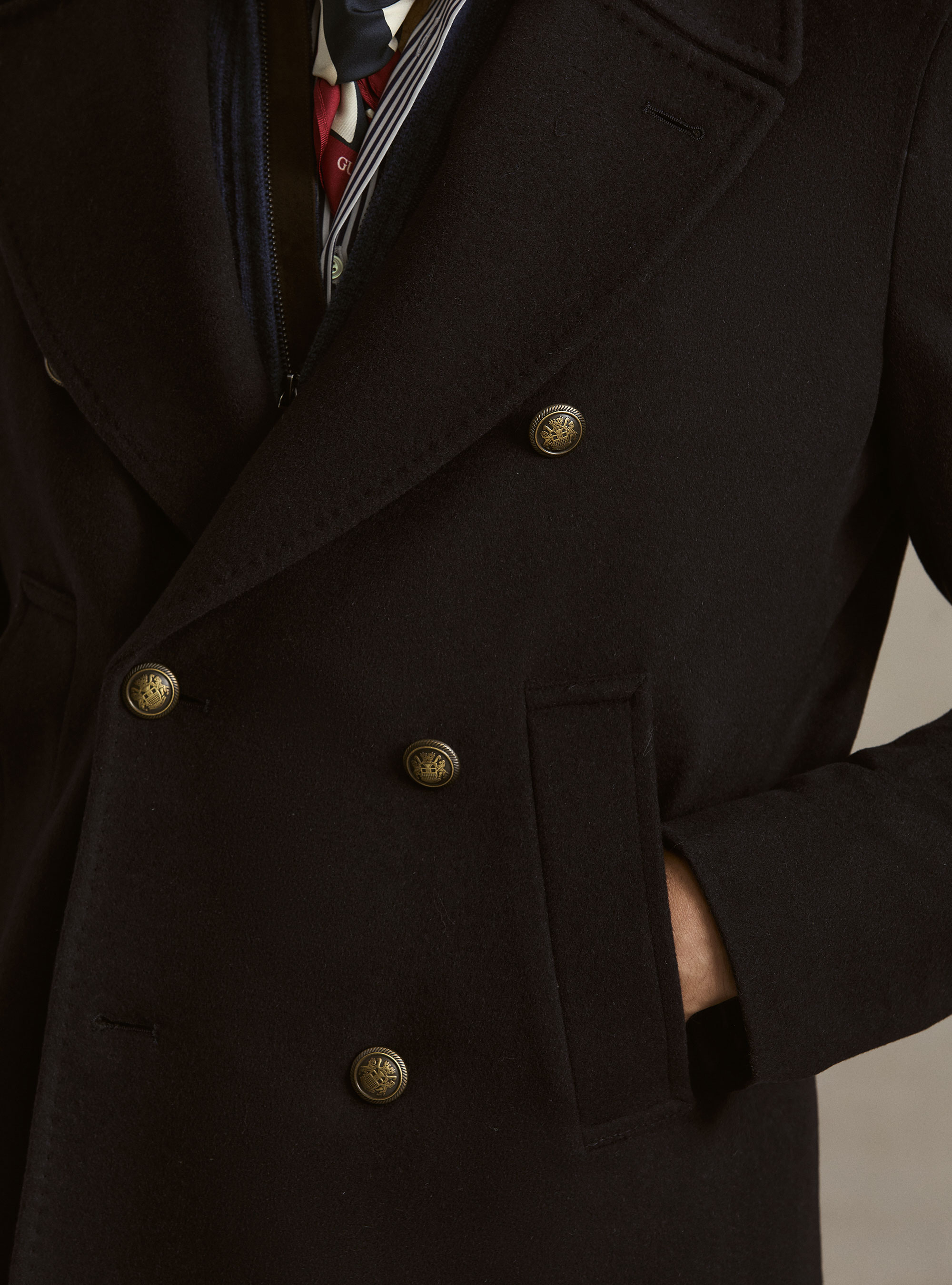 Peacoat de lana y cachemira con botones de metal, AZUL MARINO