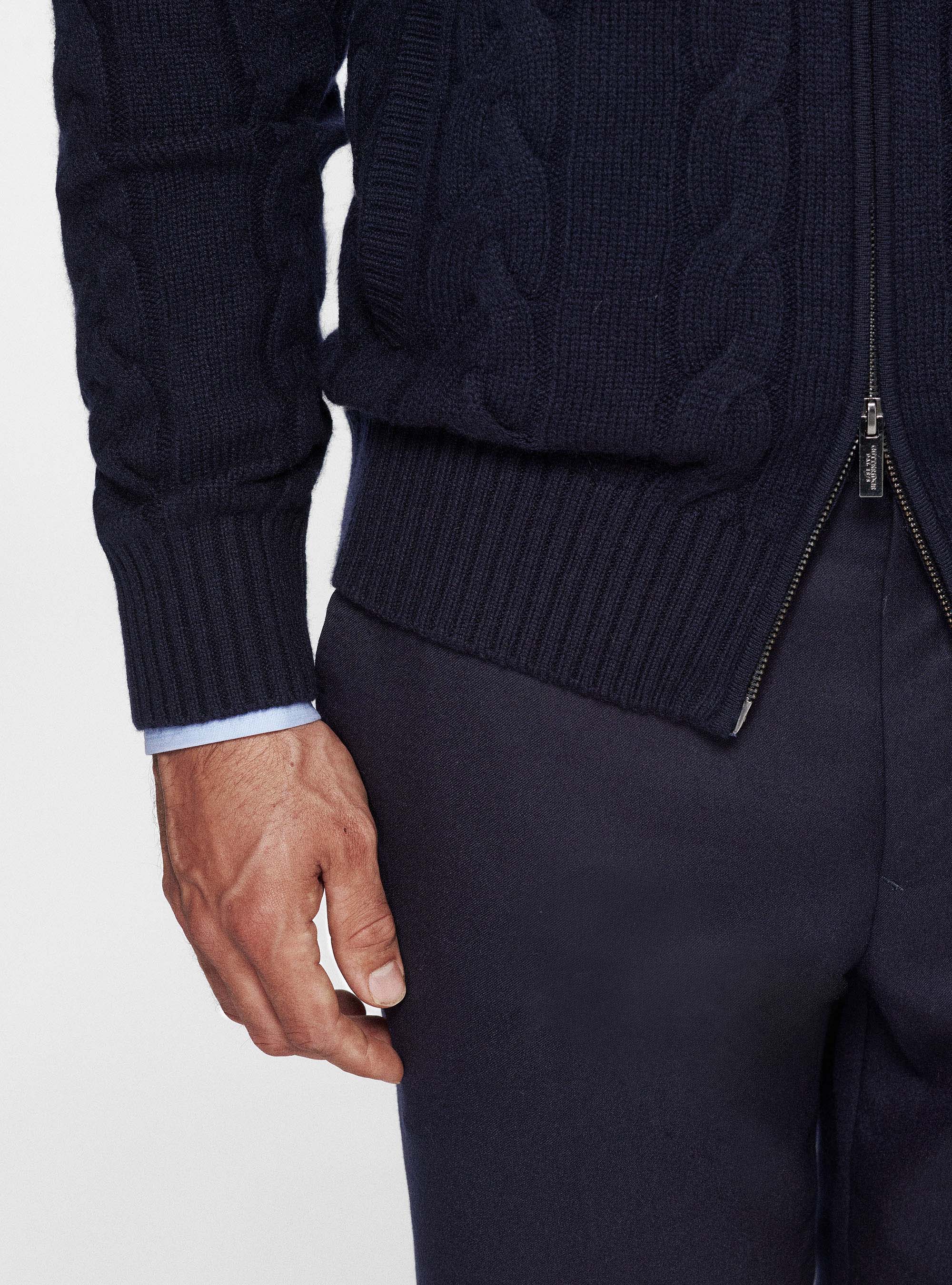 Cardigan in maglia a treccia in lana e cashmere, BLU NAVY