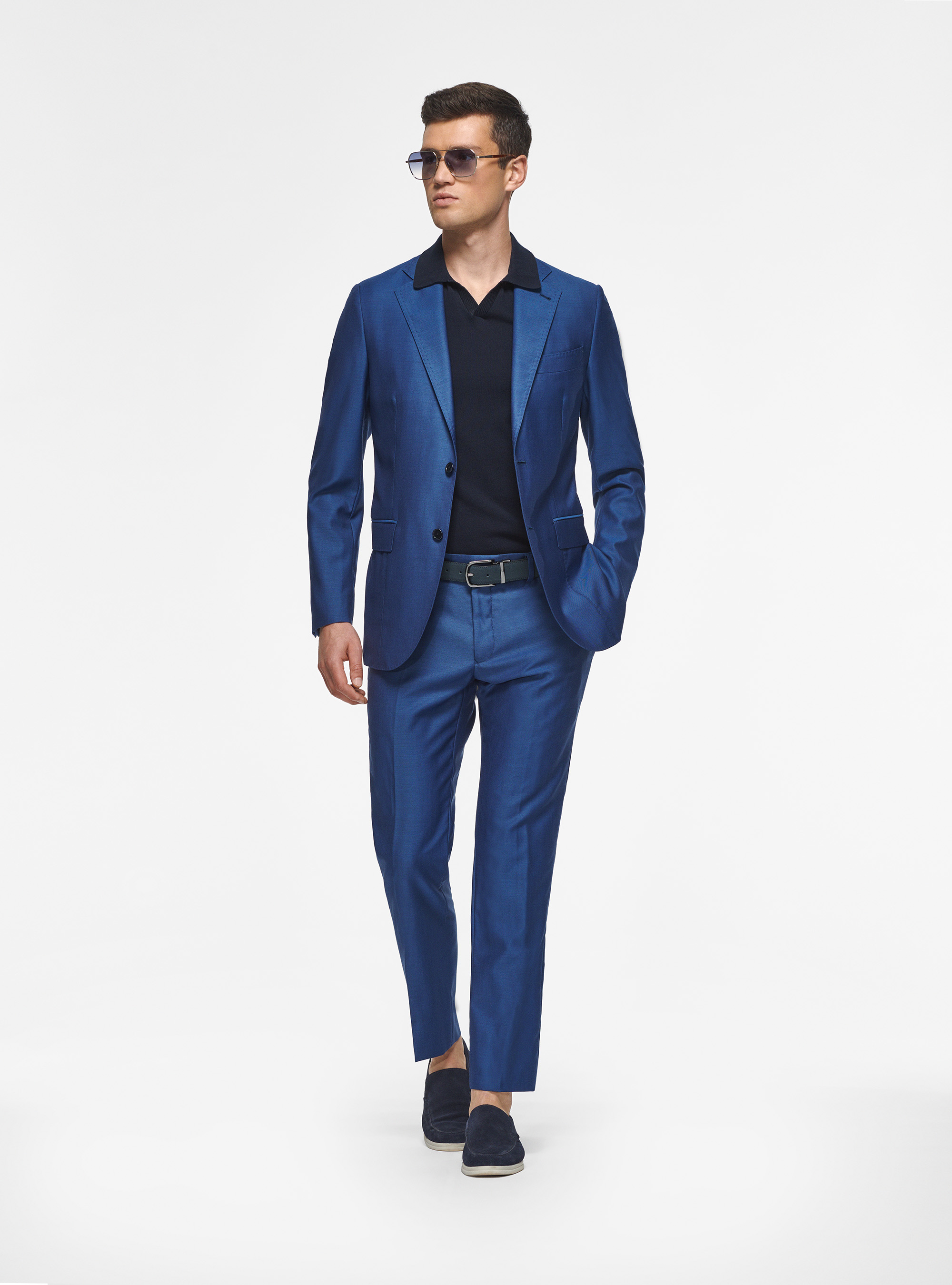 Blue suit in 110s pure superfine wool, 