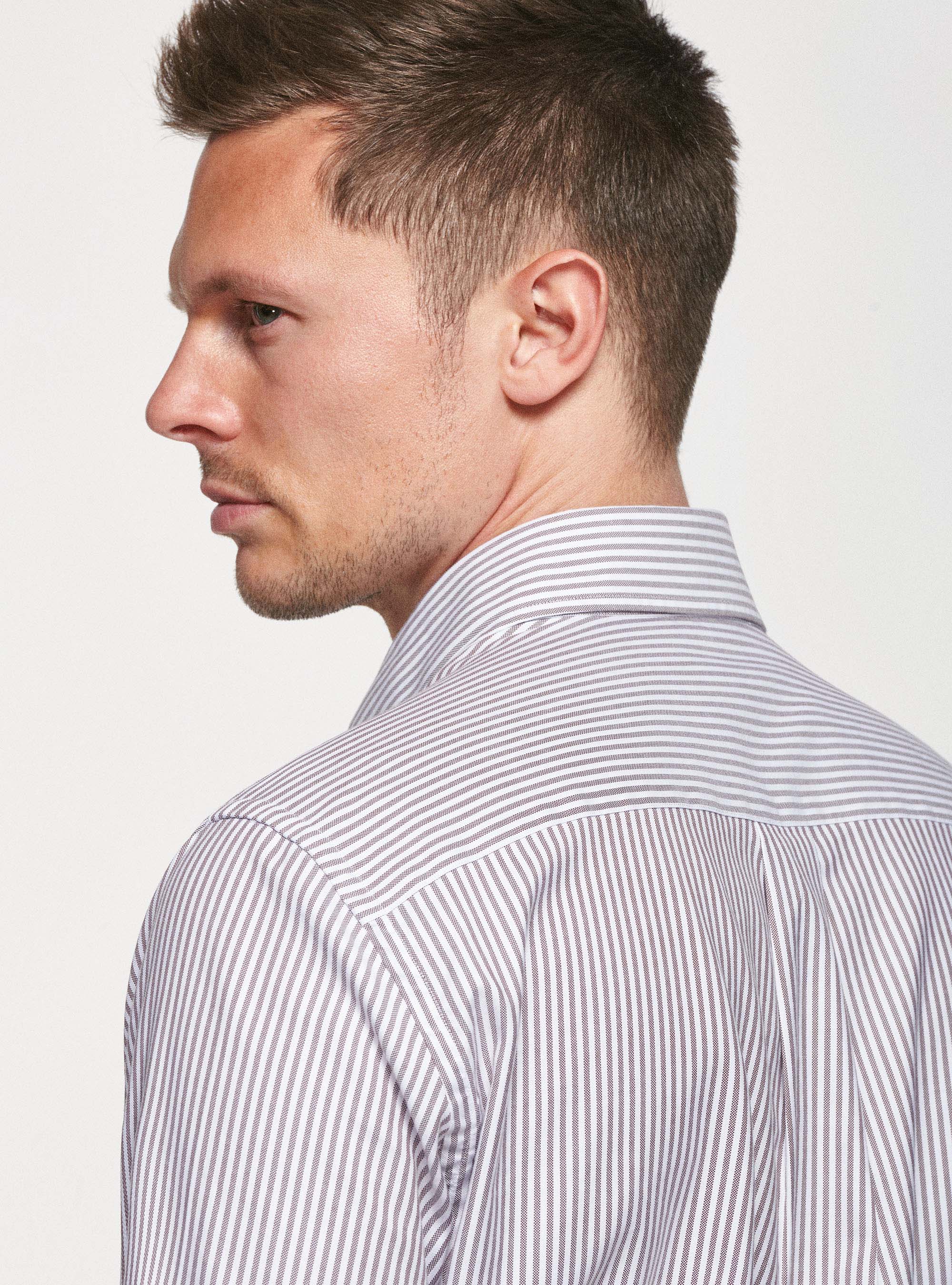 Camicia in cotone oxford rigato, FANGO